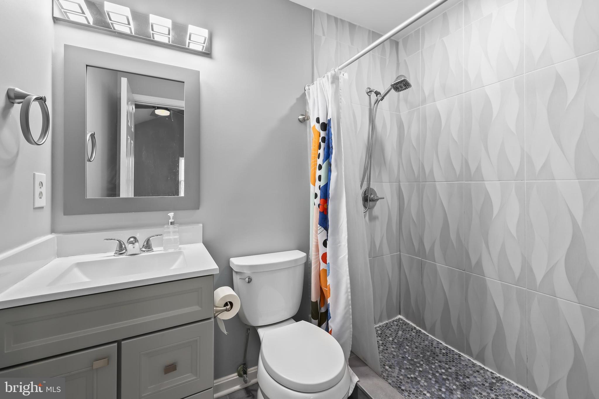 ROLLINGWOOD - Residential