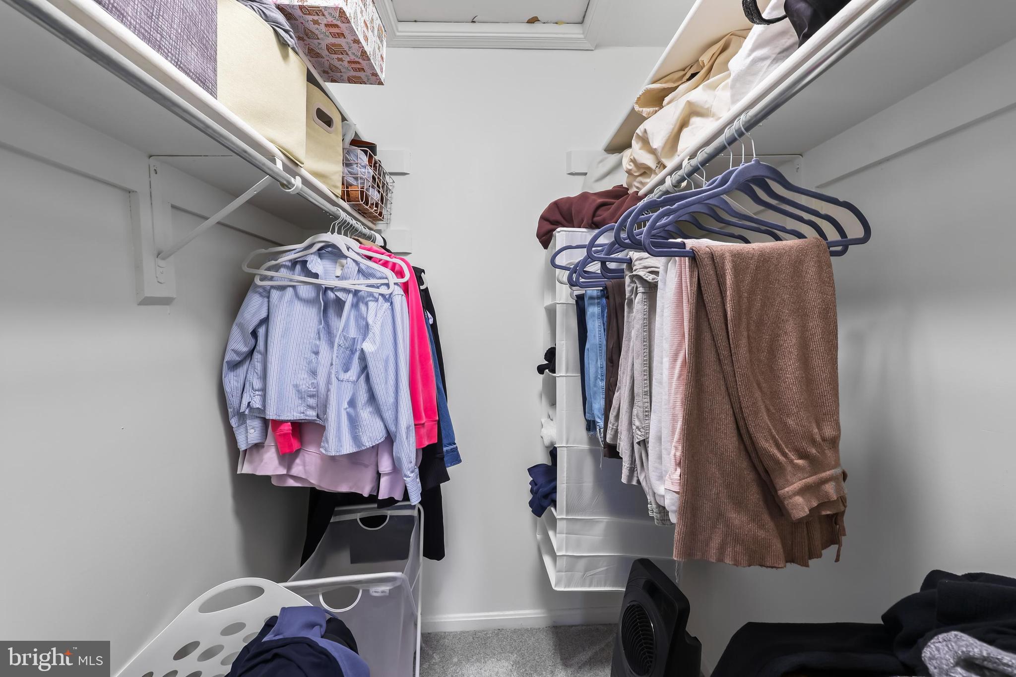 ROLLINGWOOD - Residential