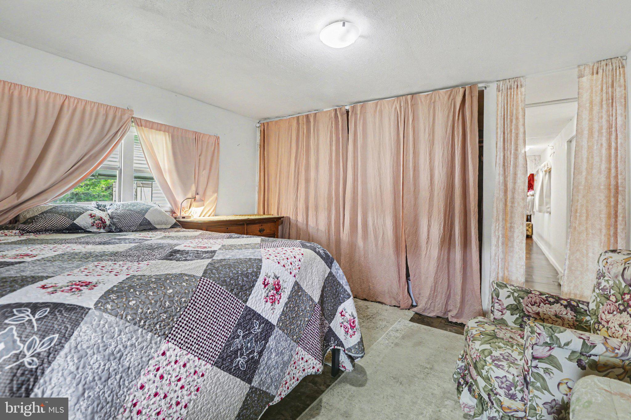 YORK TWP - Residential