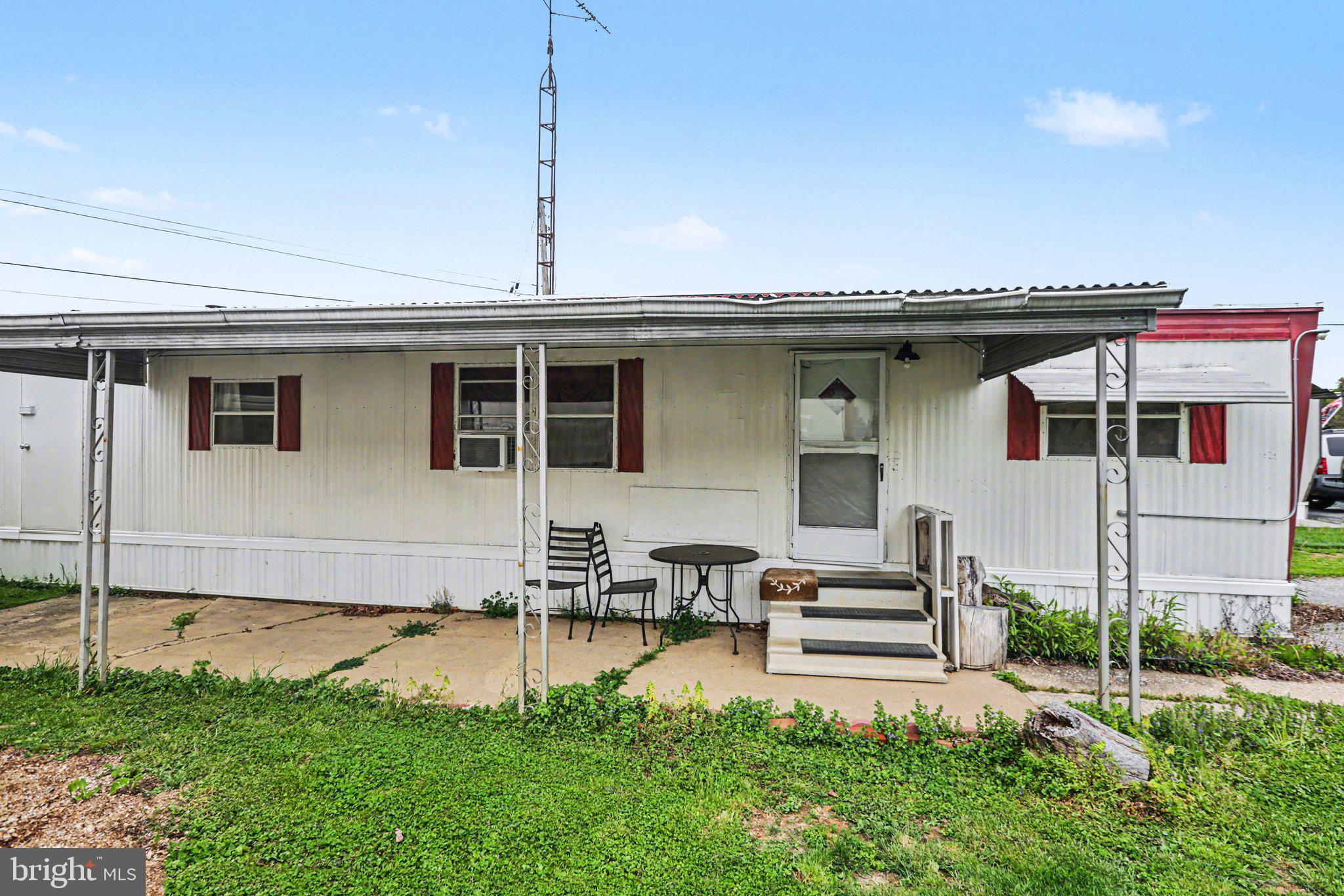 YORK TWP - Residential