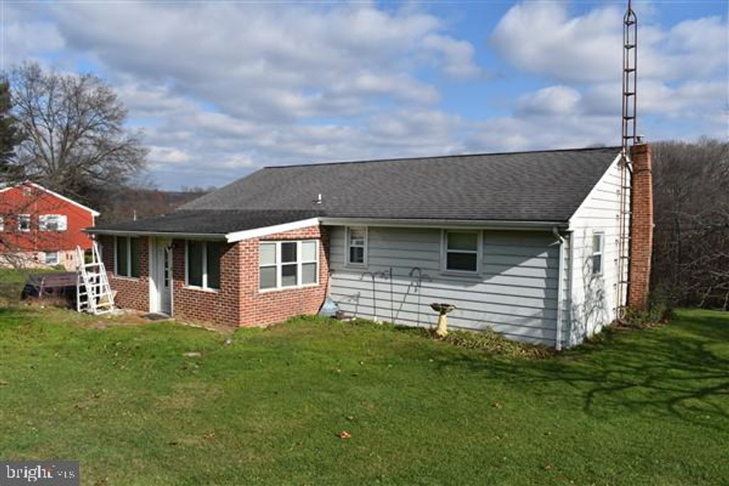 Photo of 1554 LOCUST GROVE RD, MANHEIM, PA 17545 (MLS # PALA2028592)