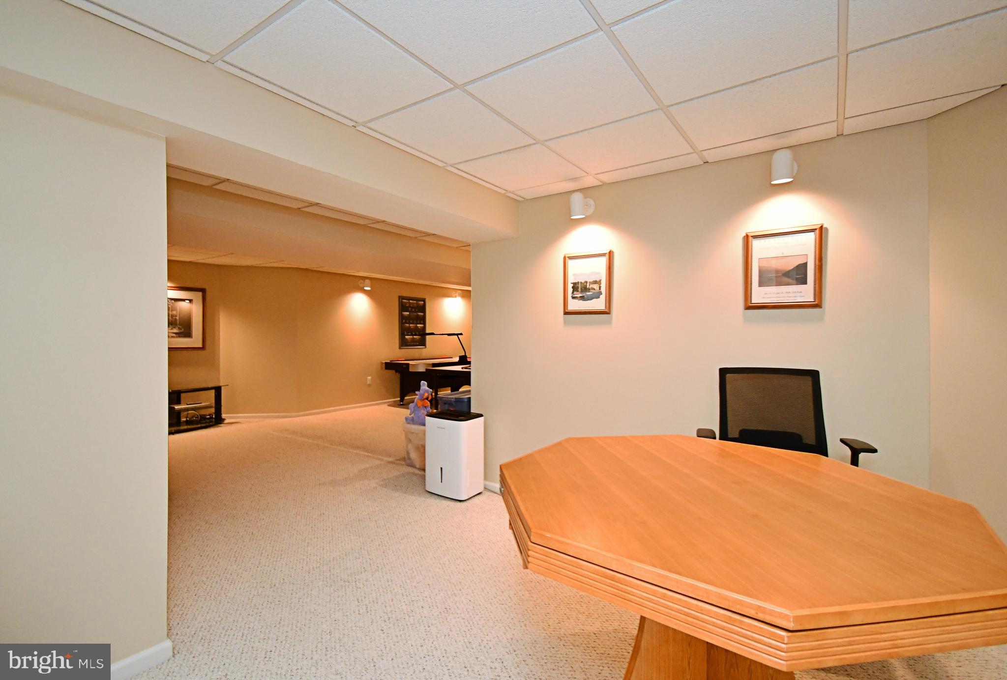 HIDDEN CREEK - Residential