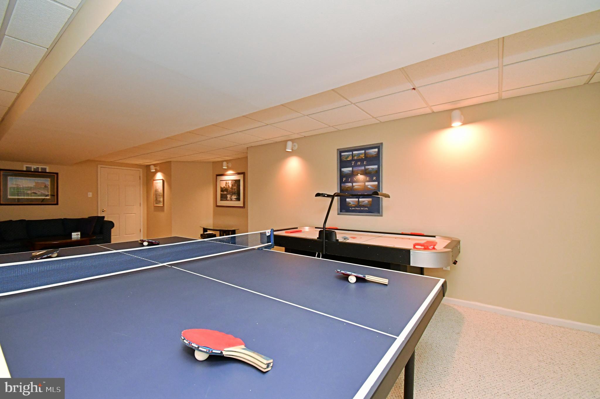 HIDDEN CREEK - Residential