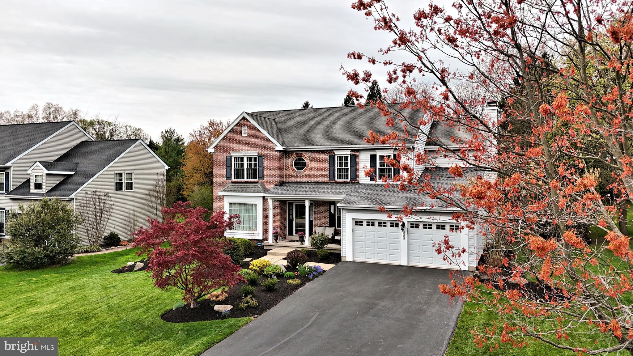 HIDDEN CREEK - Residential