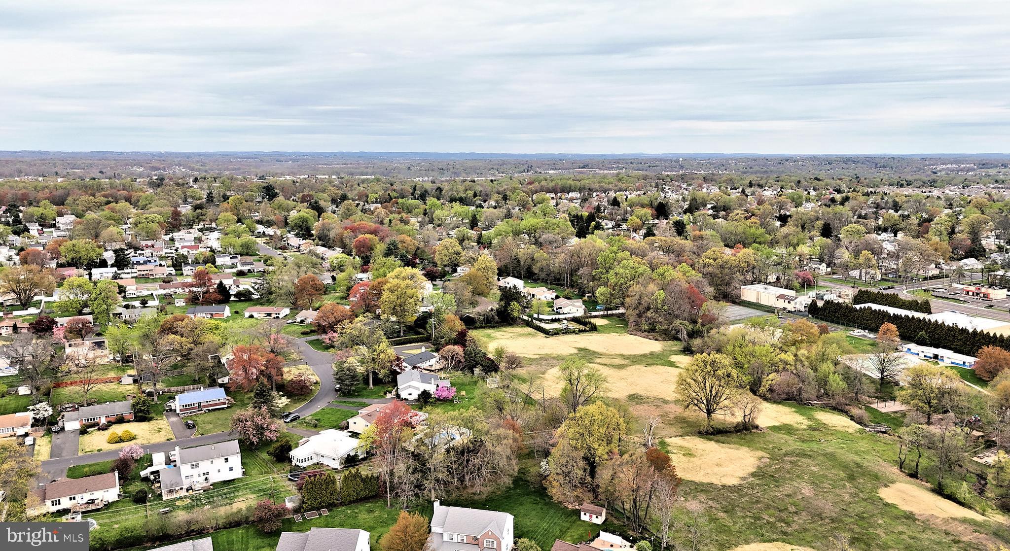 HIDDEN CREEK - Residential