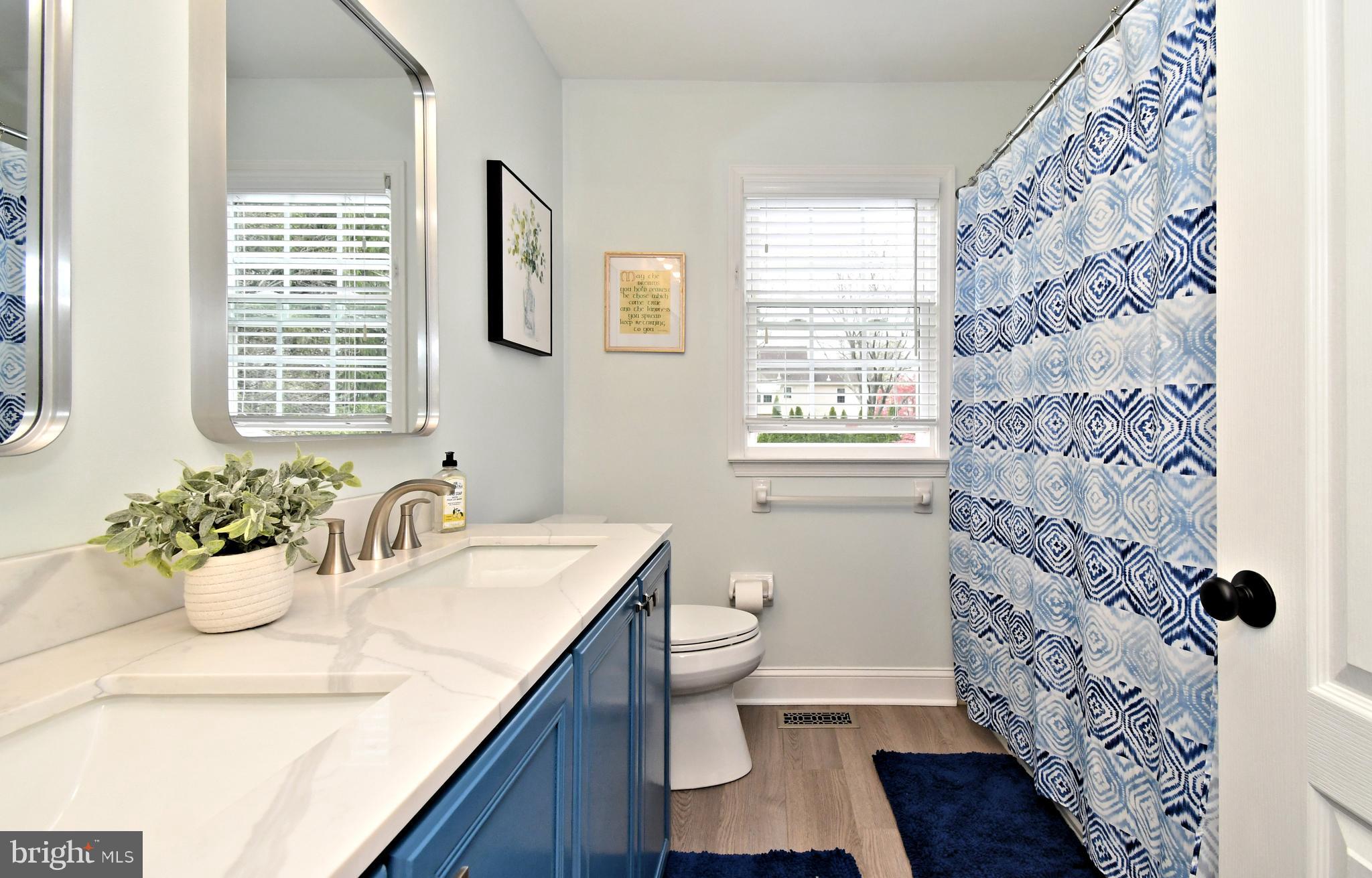 HIDDEN CREEK - Residential