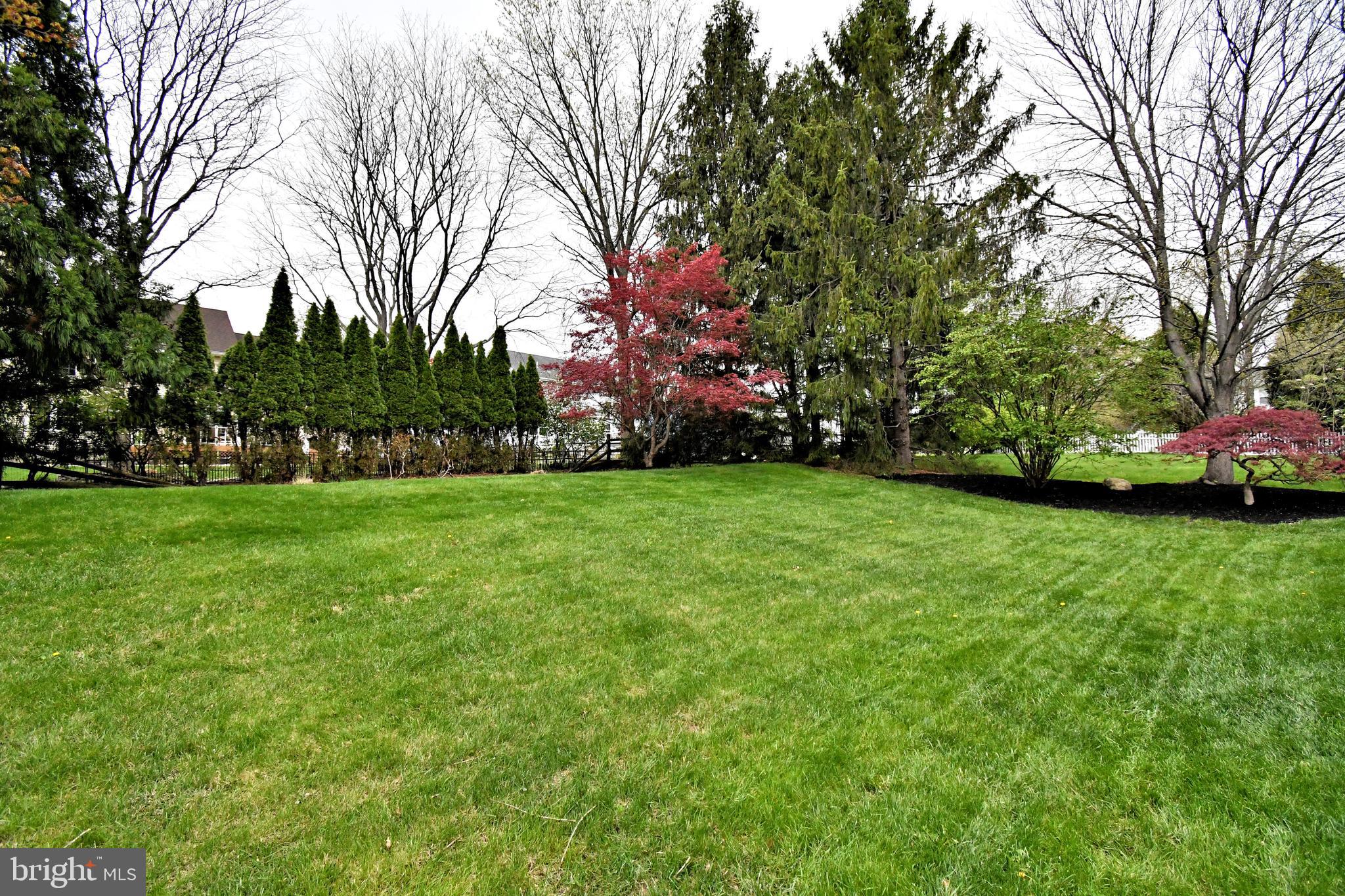 HIDDEN CREEK - Residential