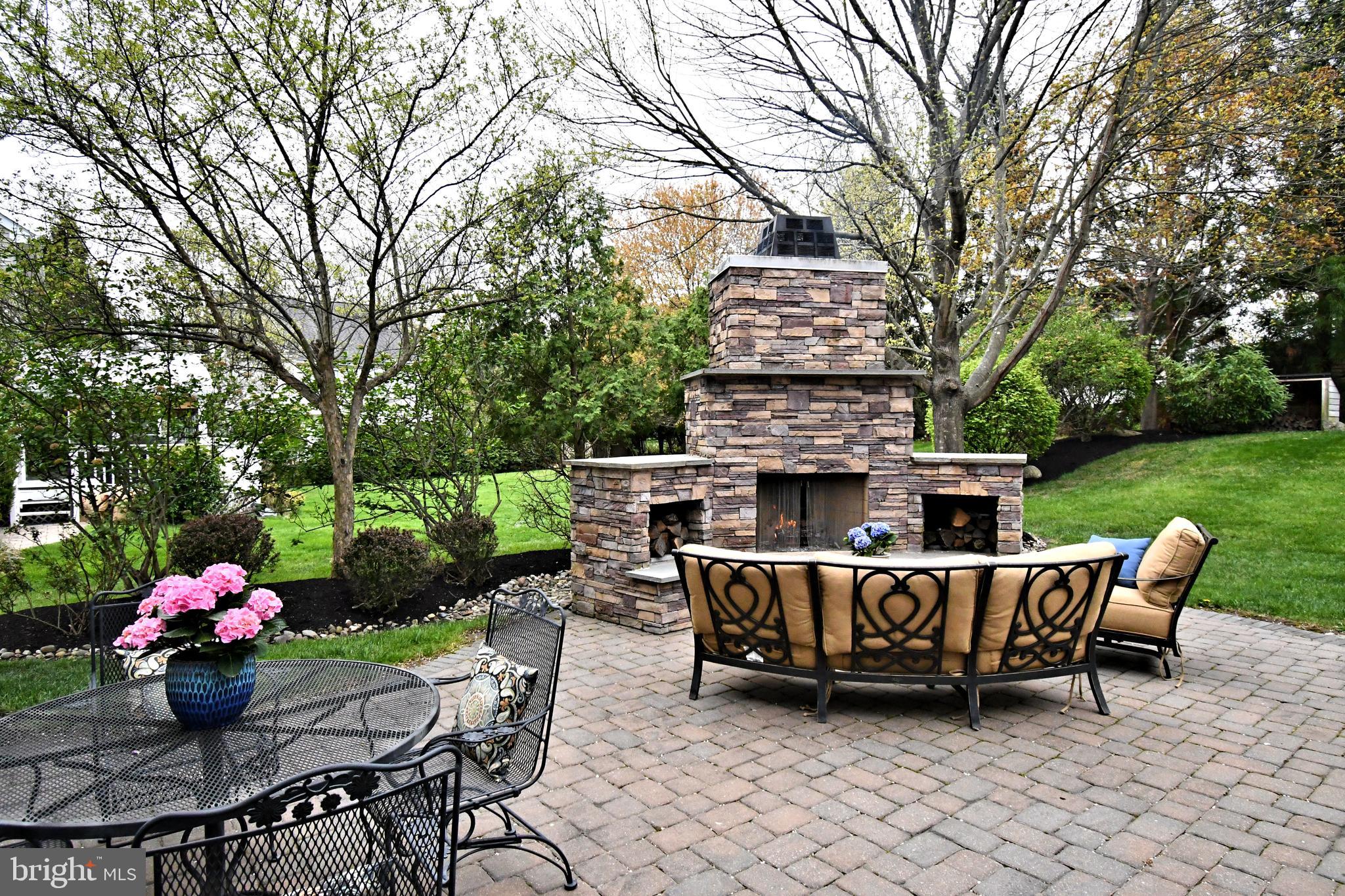 HIDDEN CREEK - Residential