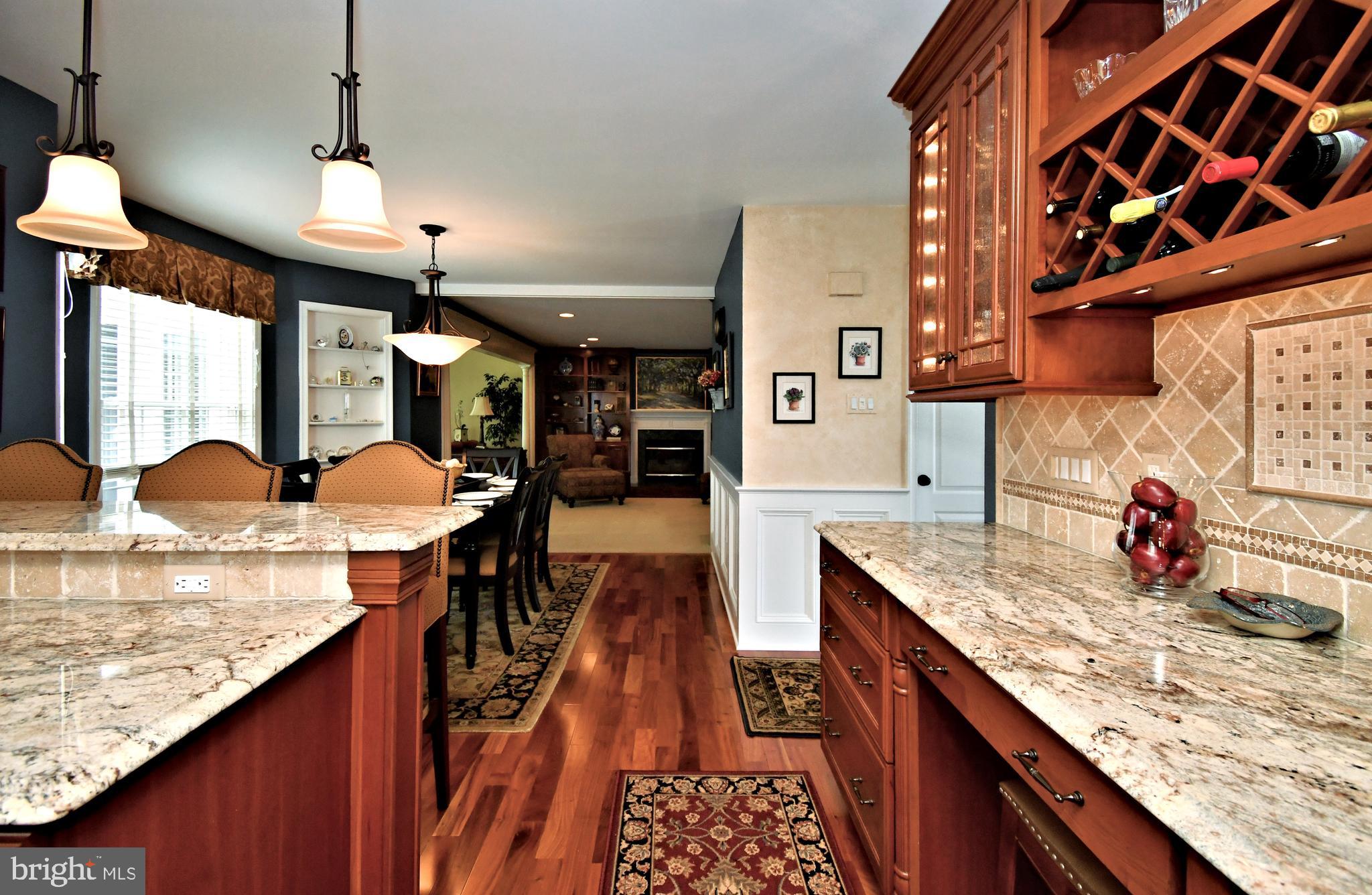 HIDDEN CREEK - Residential