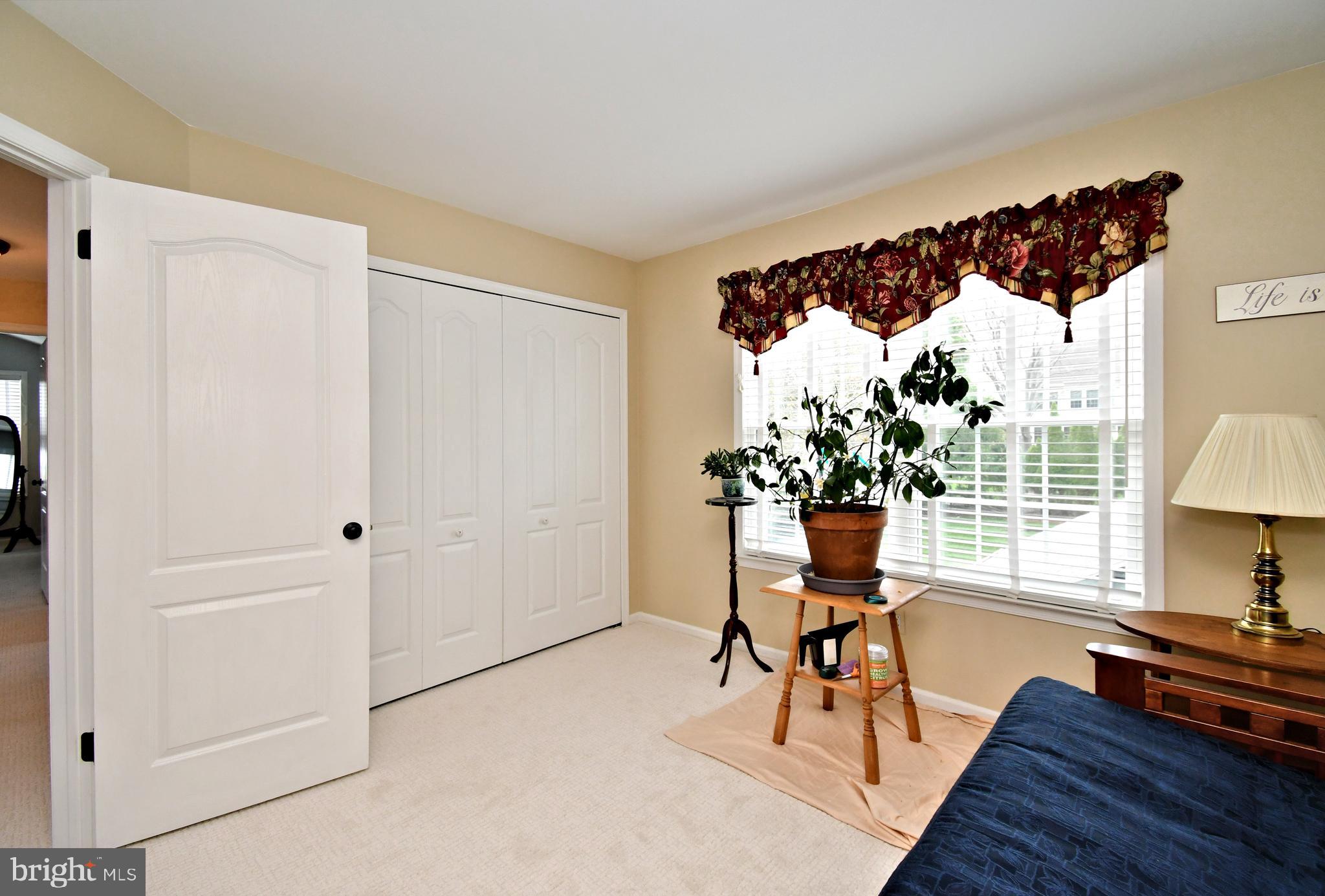 HIDDEN CREEK - Residential