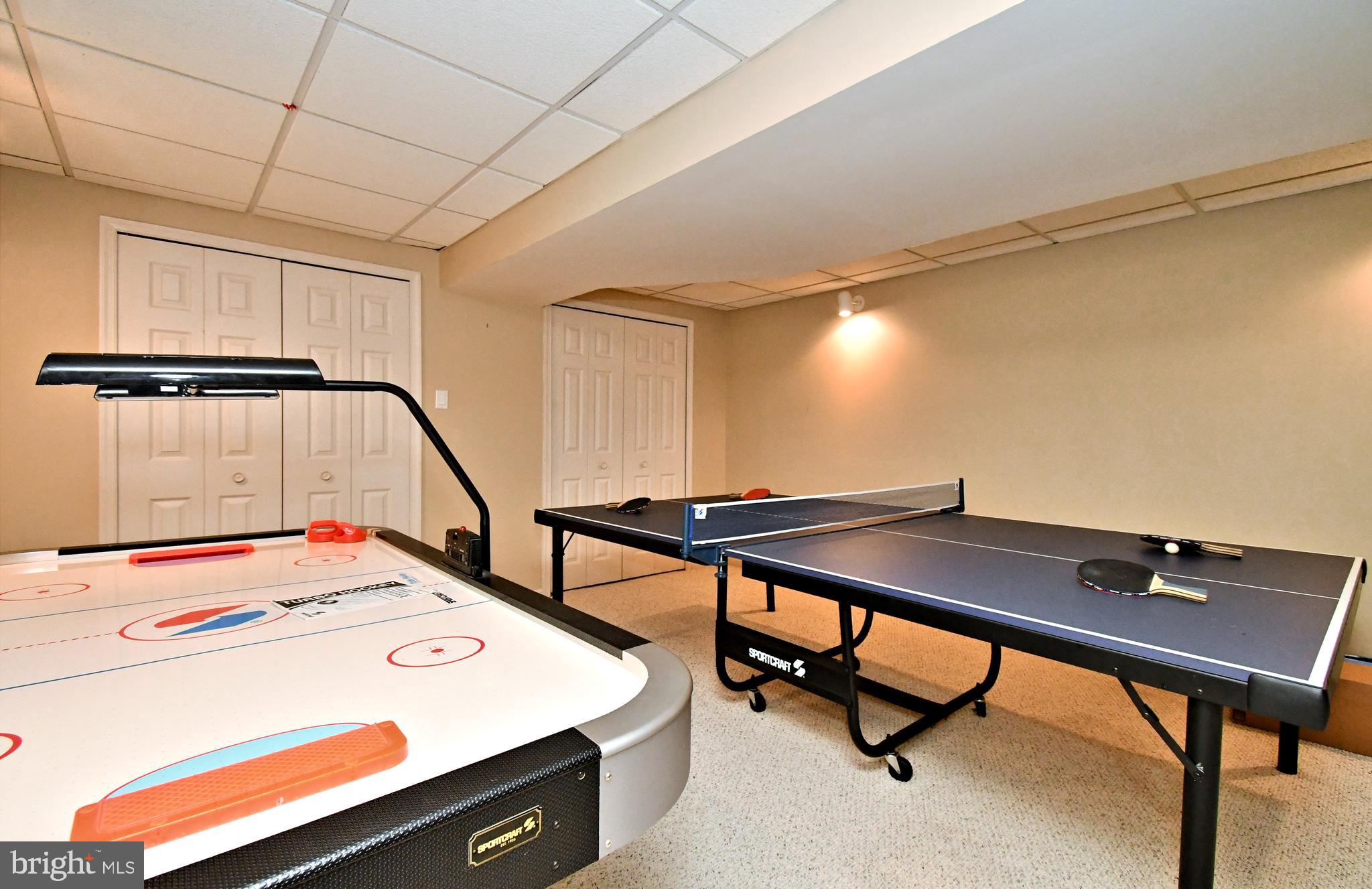 HIDDEN CREEK - Residential