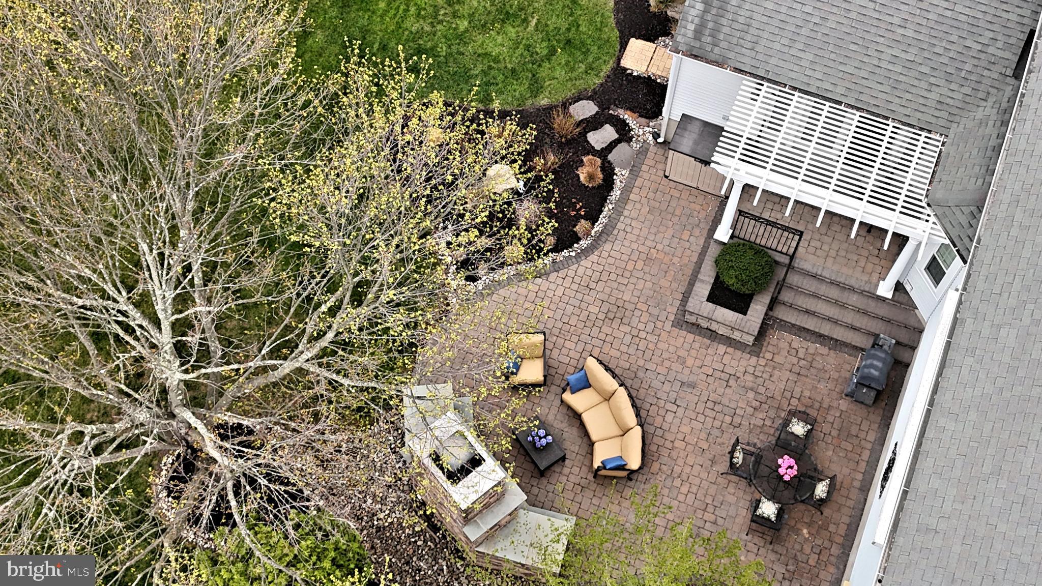 HIDDEN CREEK - Residential