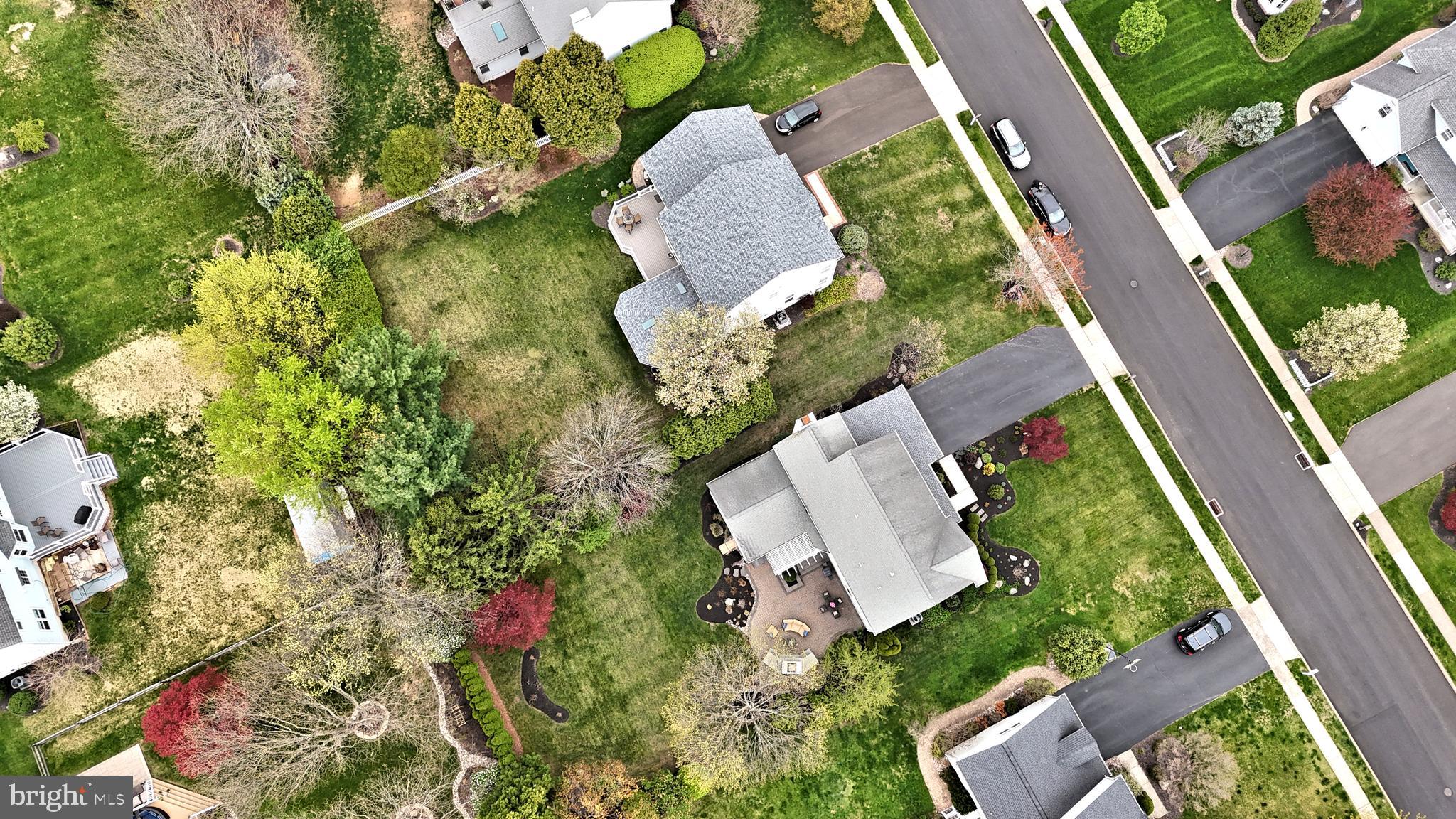 HIDDEN CREEK - Residential