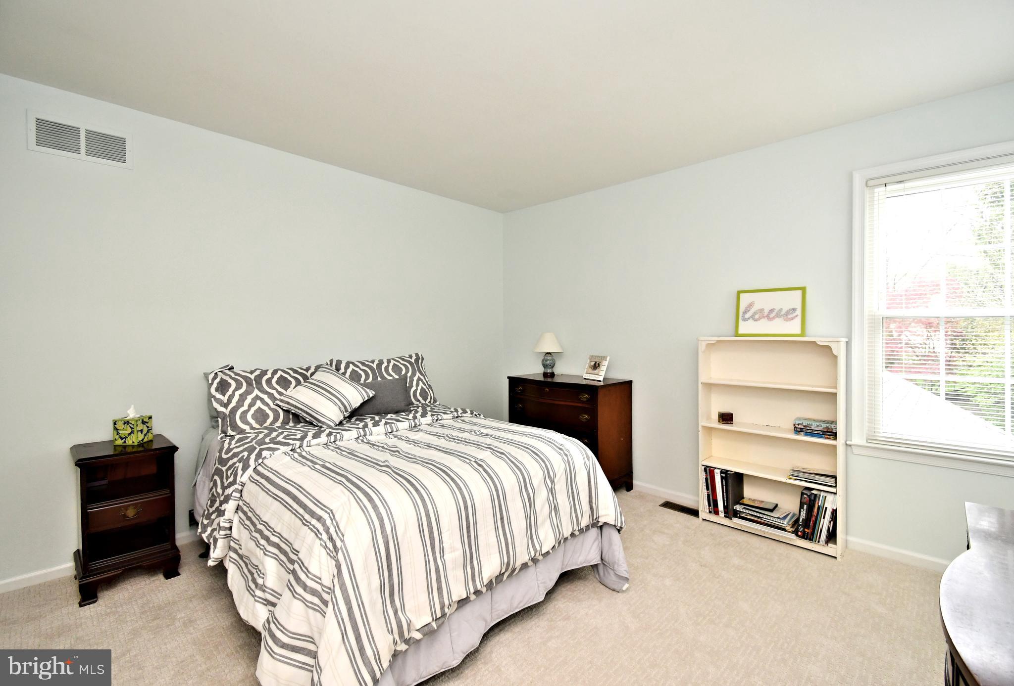 HIDDEN CREEK - Residential