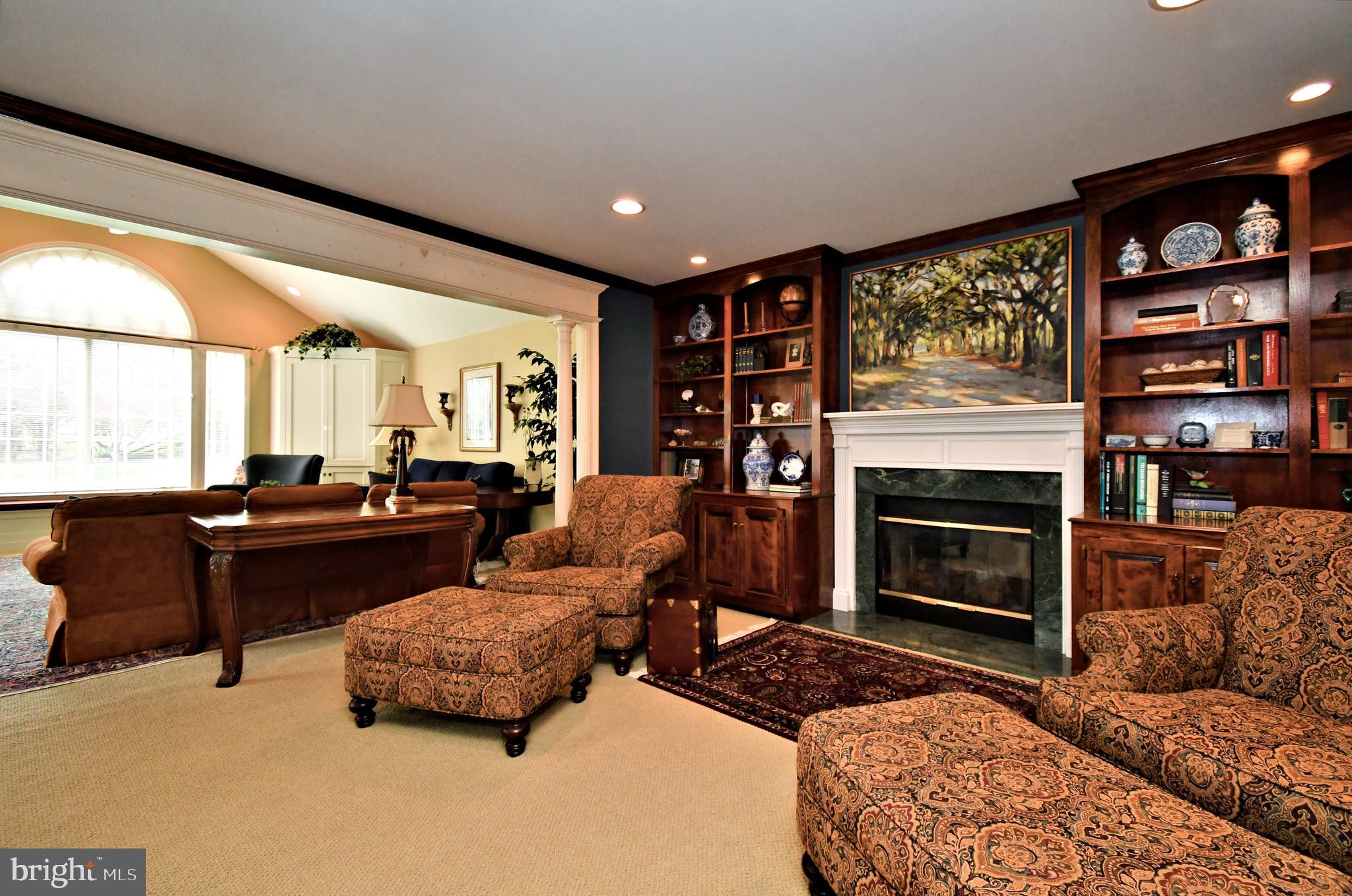 HIDDEN CREEK - Residential