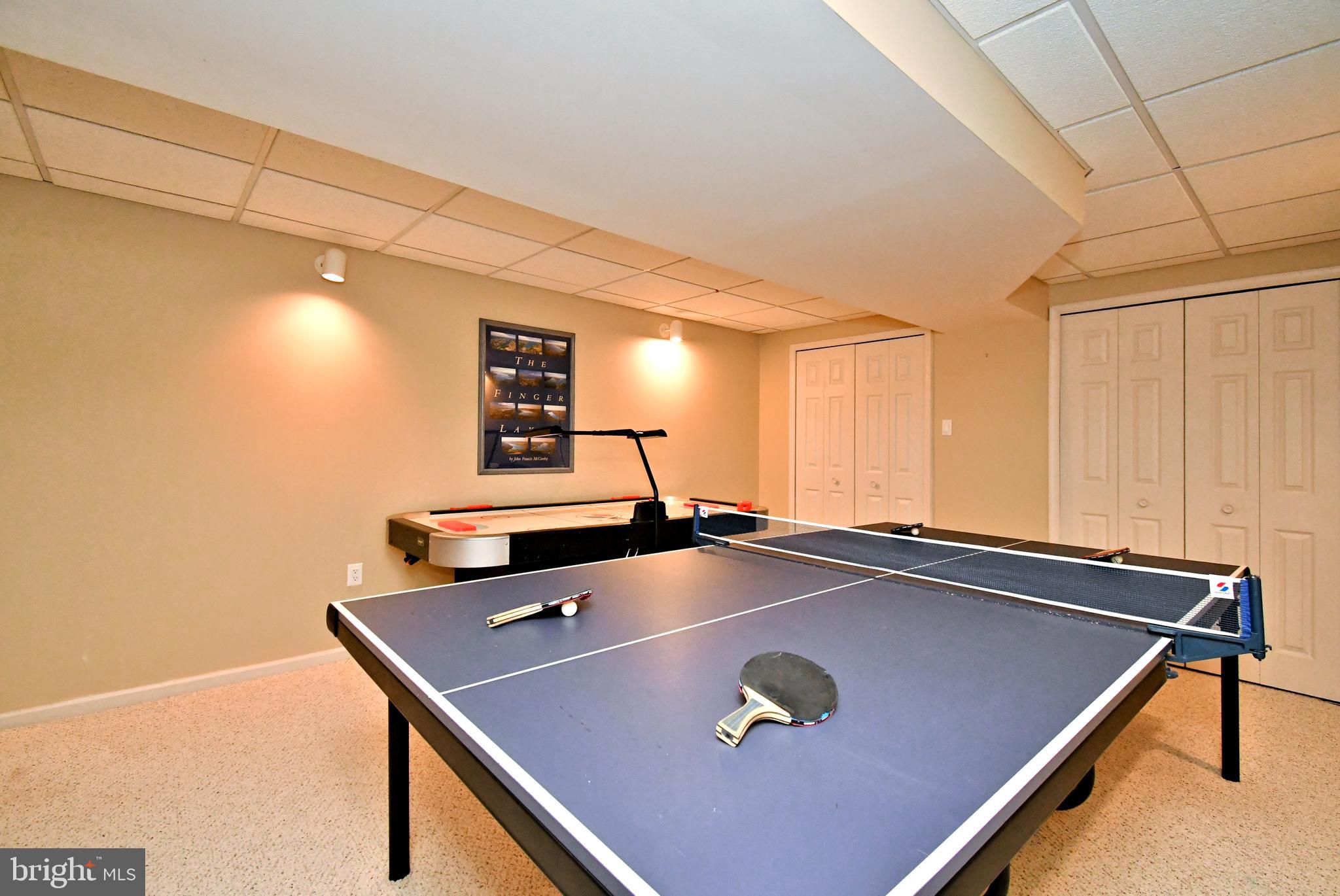 HIDDEN CREEK - Residential