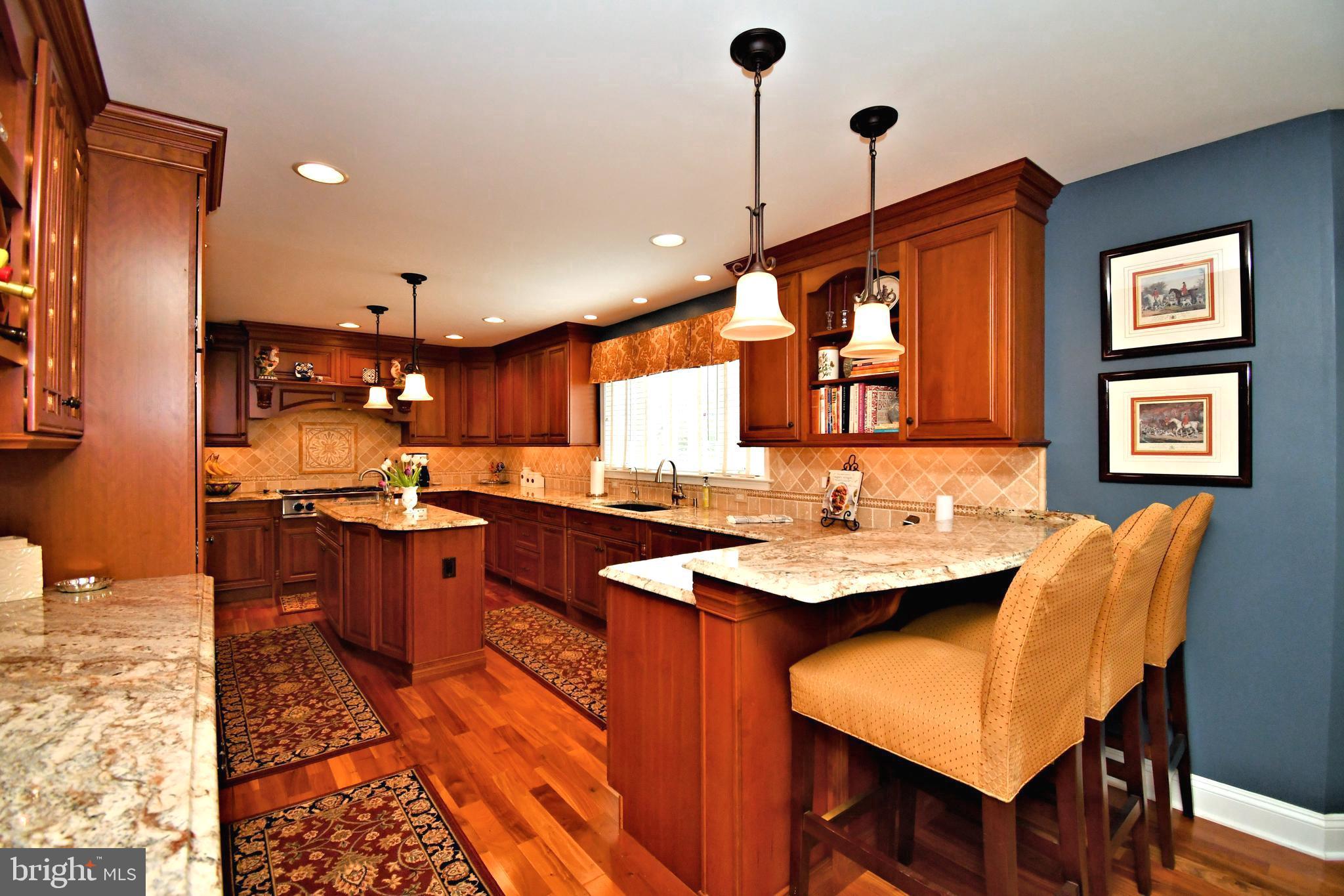 HIDDEN CREEK - Residential