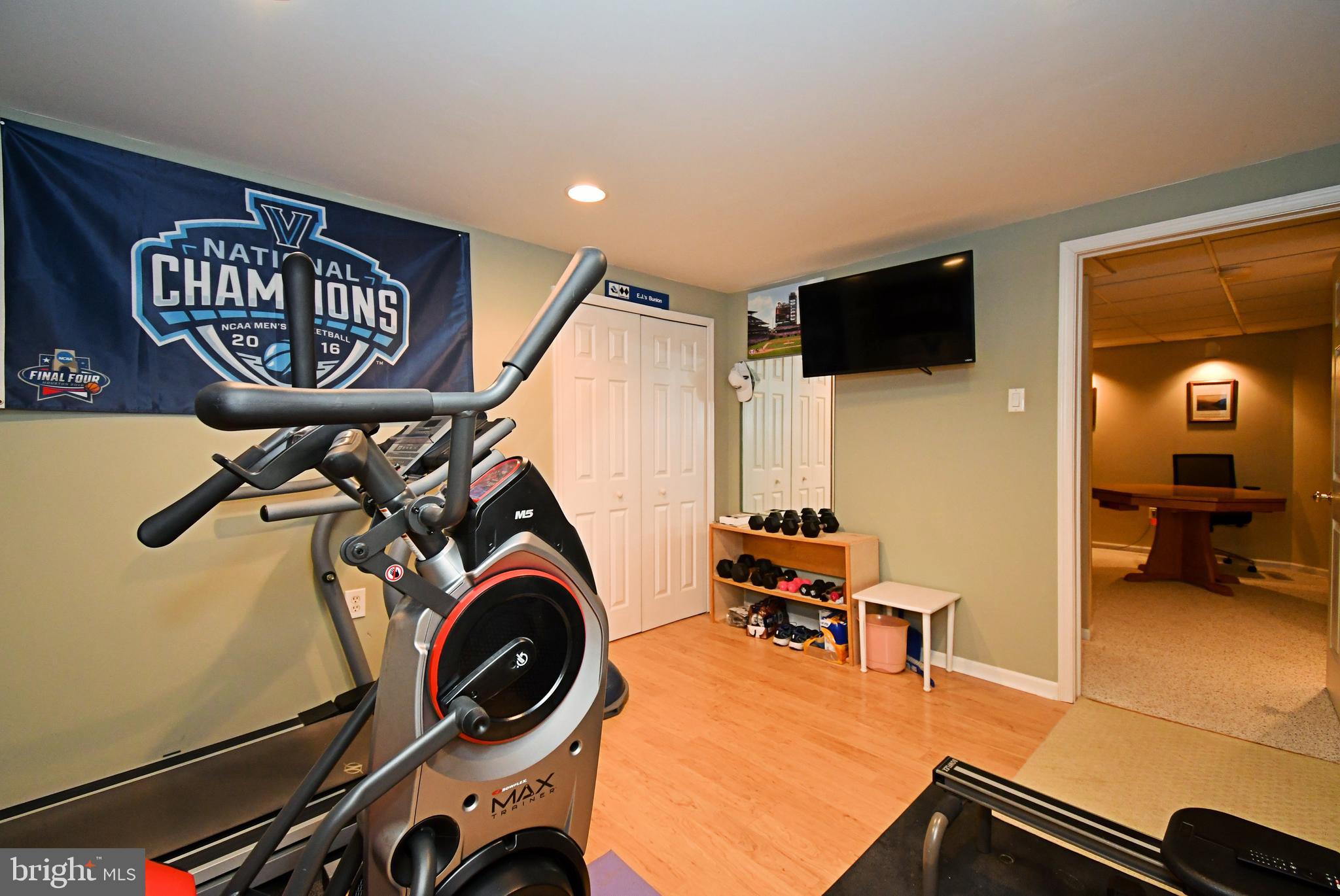 HIDDEN CREEK - Residential