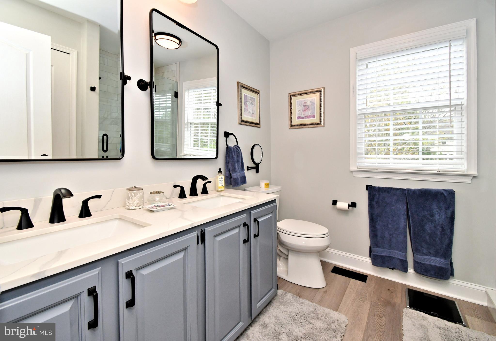 HIDDEN CREEK - Residential