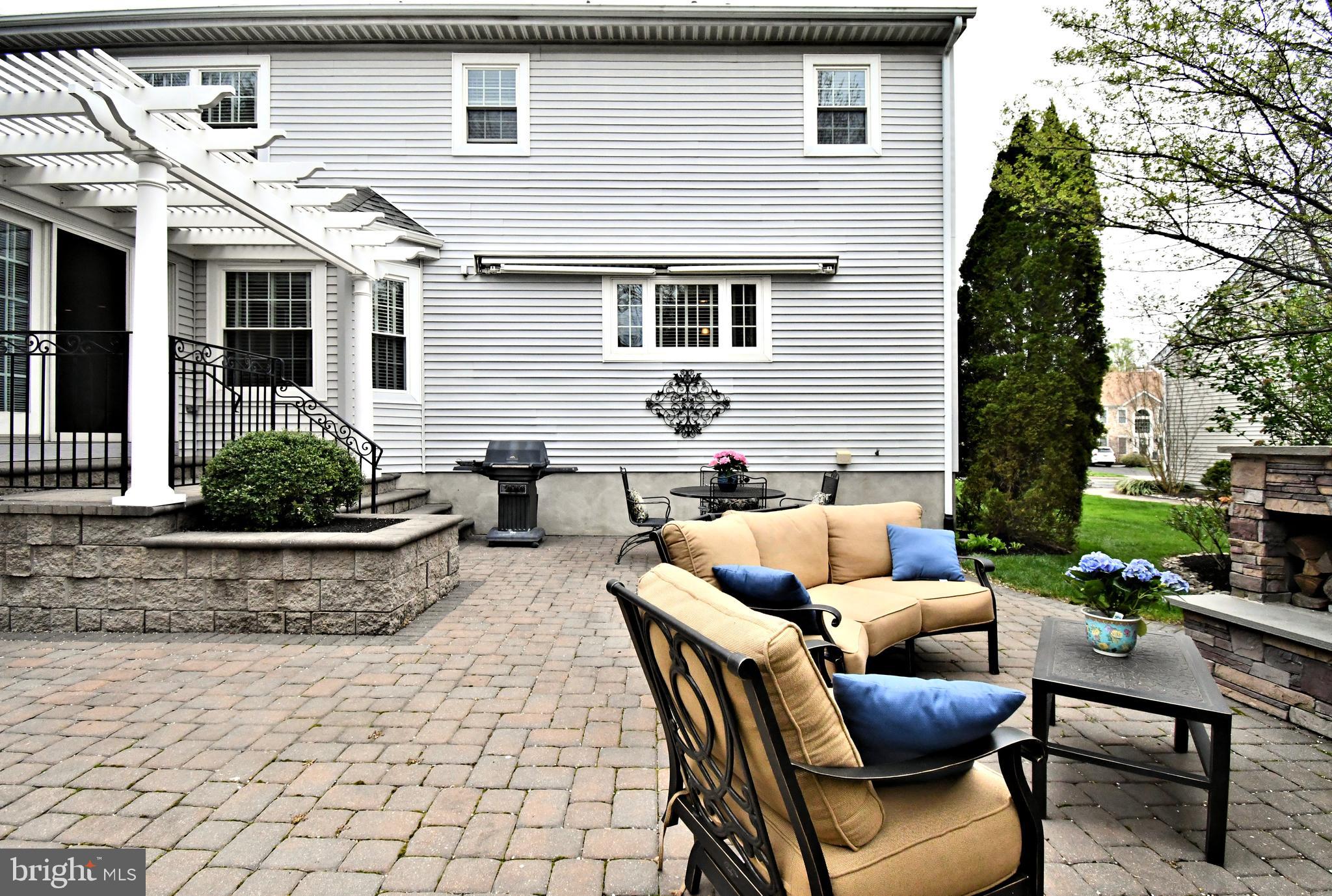 HIDDEN CREEK - Residential