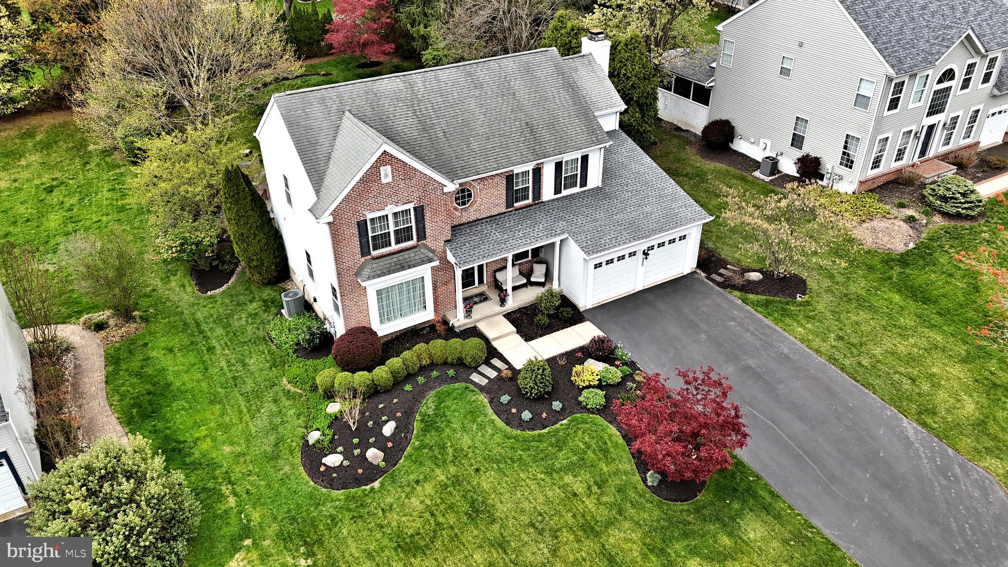 HIDDEN CREEK - Residential