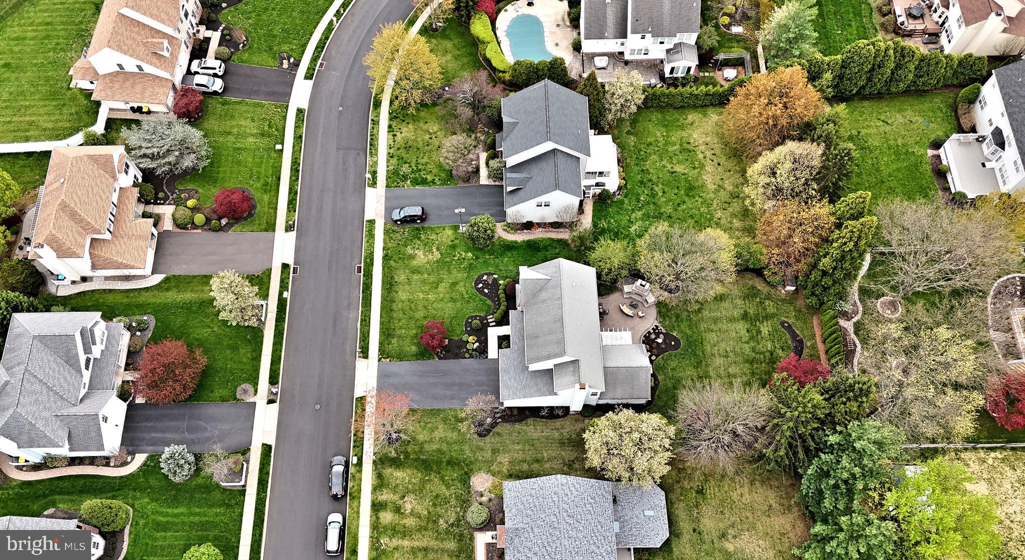 HIDDEN CREEK - Residential