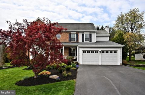 327 HIDDEN CREEK DRIVE HATBORO PA 19040