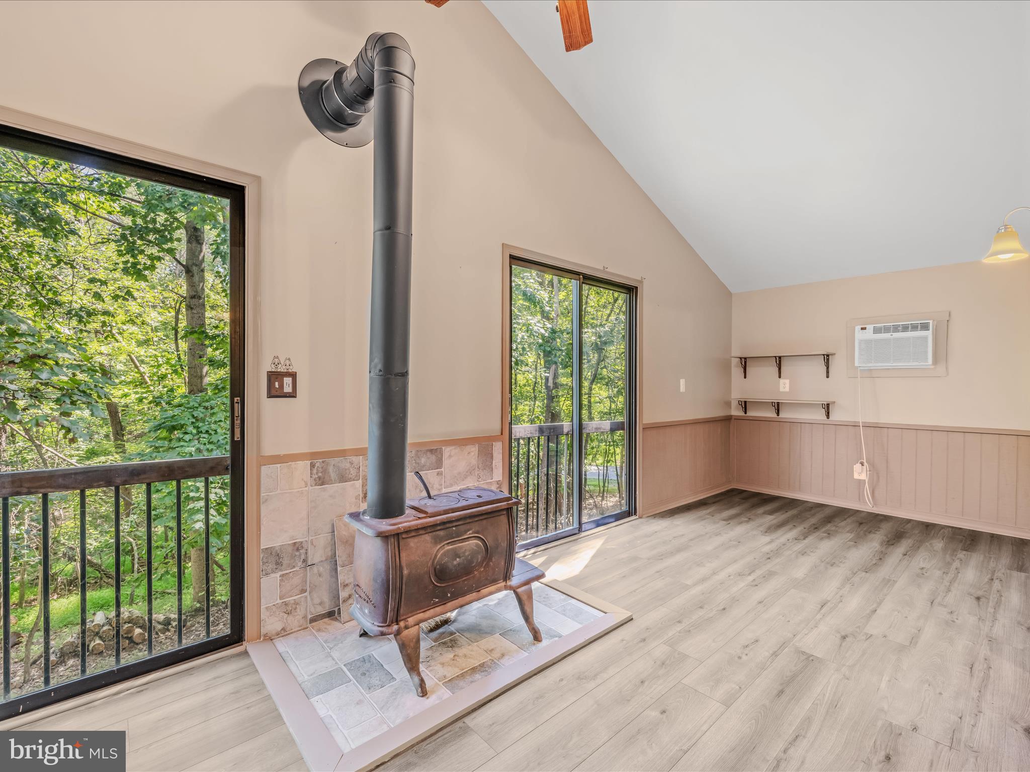 THE WOODS RESORT - Residential