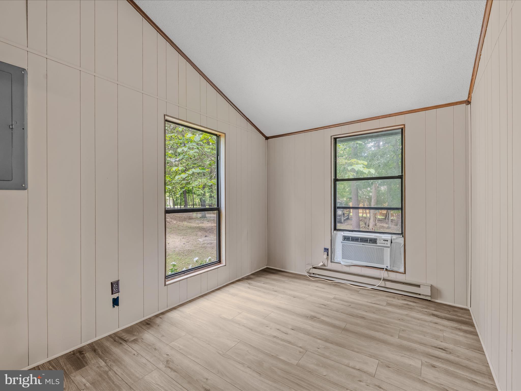 THE WOODS RESORT - Residential