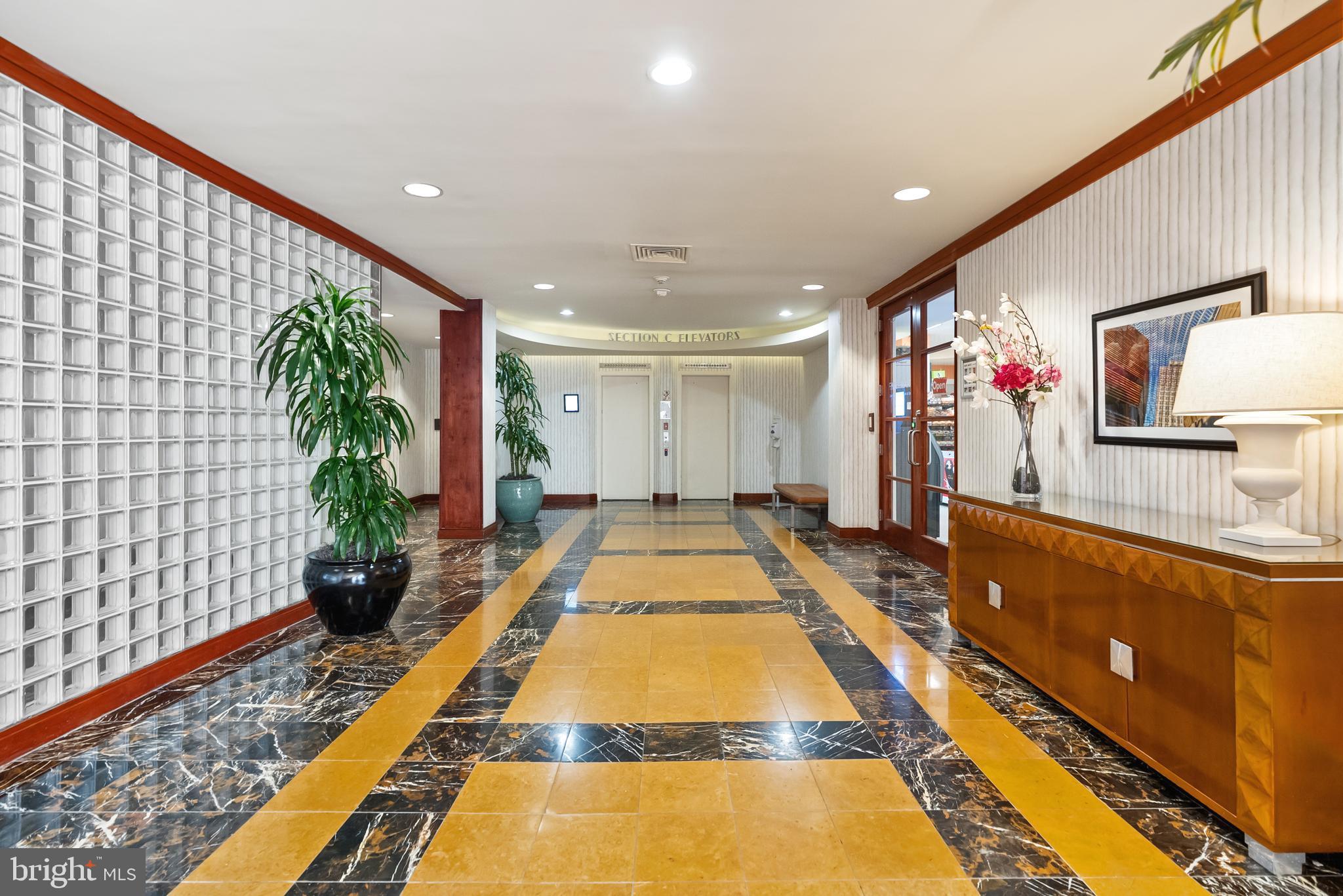 2601 PENNSYLVANIA AVENUE 941