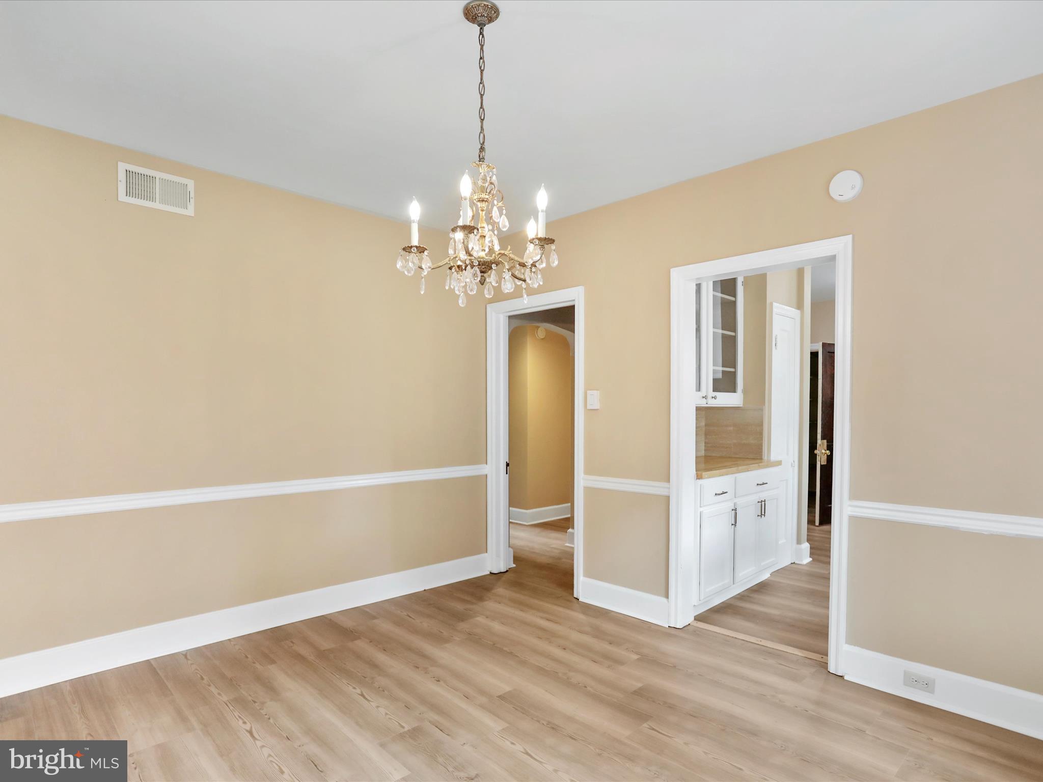 NORTH END - Residential