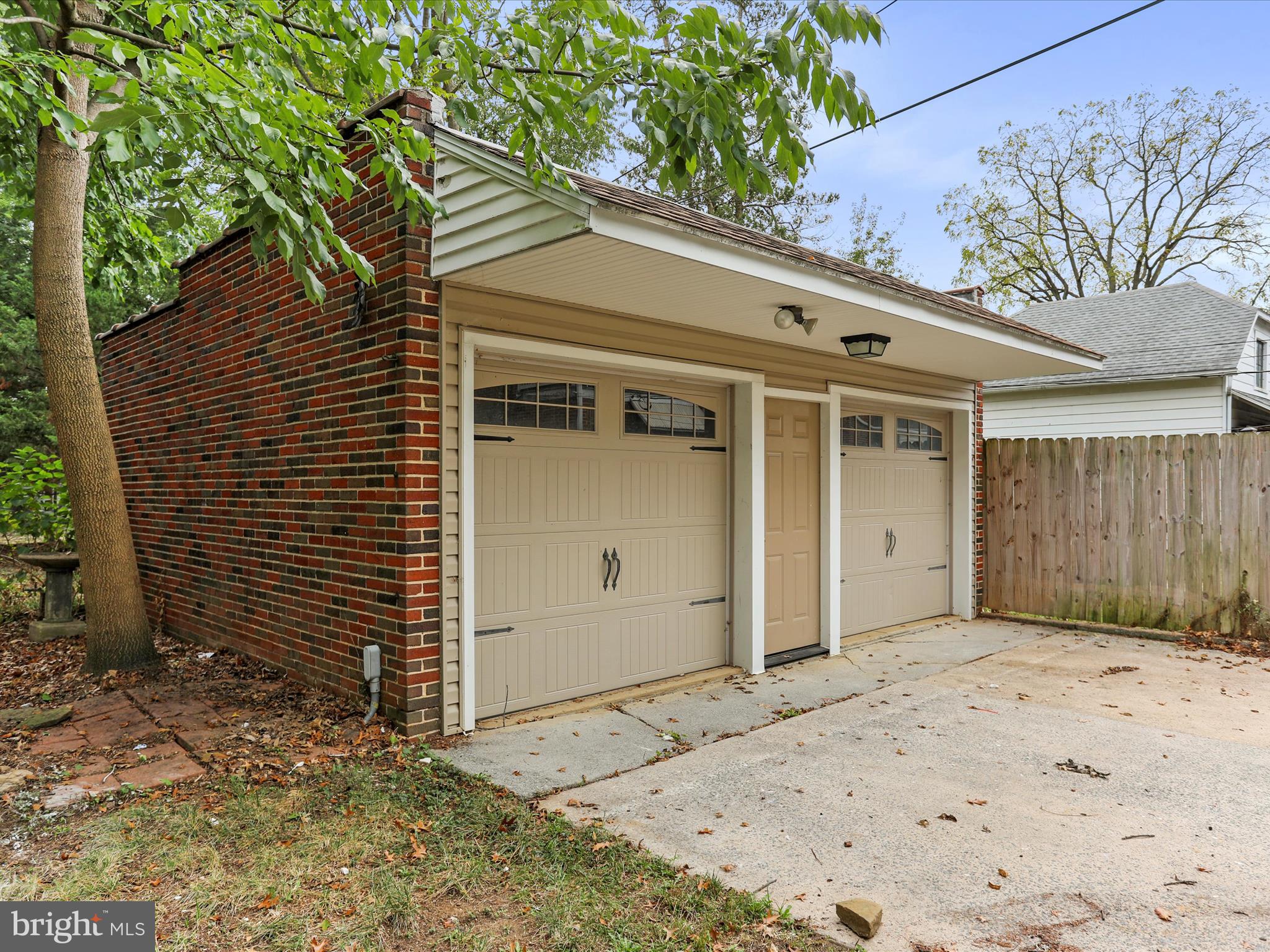 NORTH END - Residential