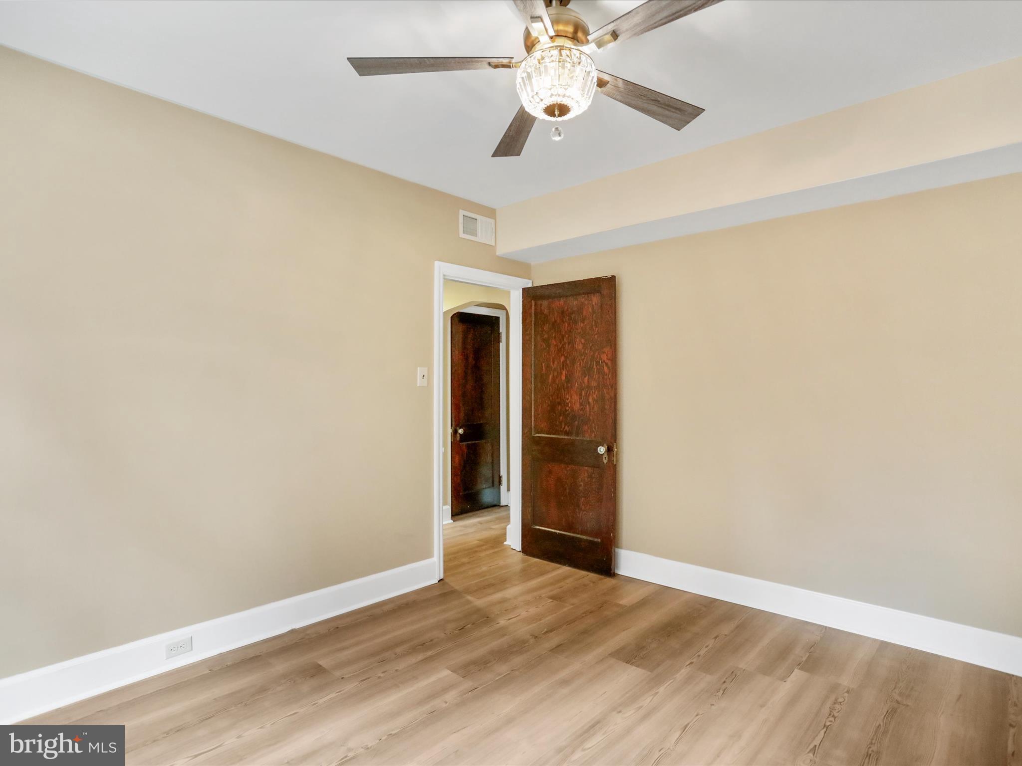 NORTH END - Residential