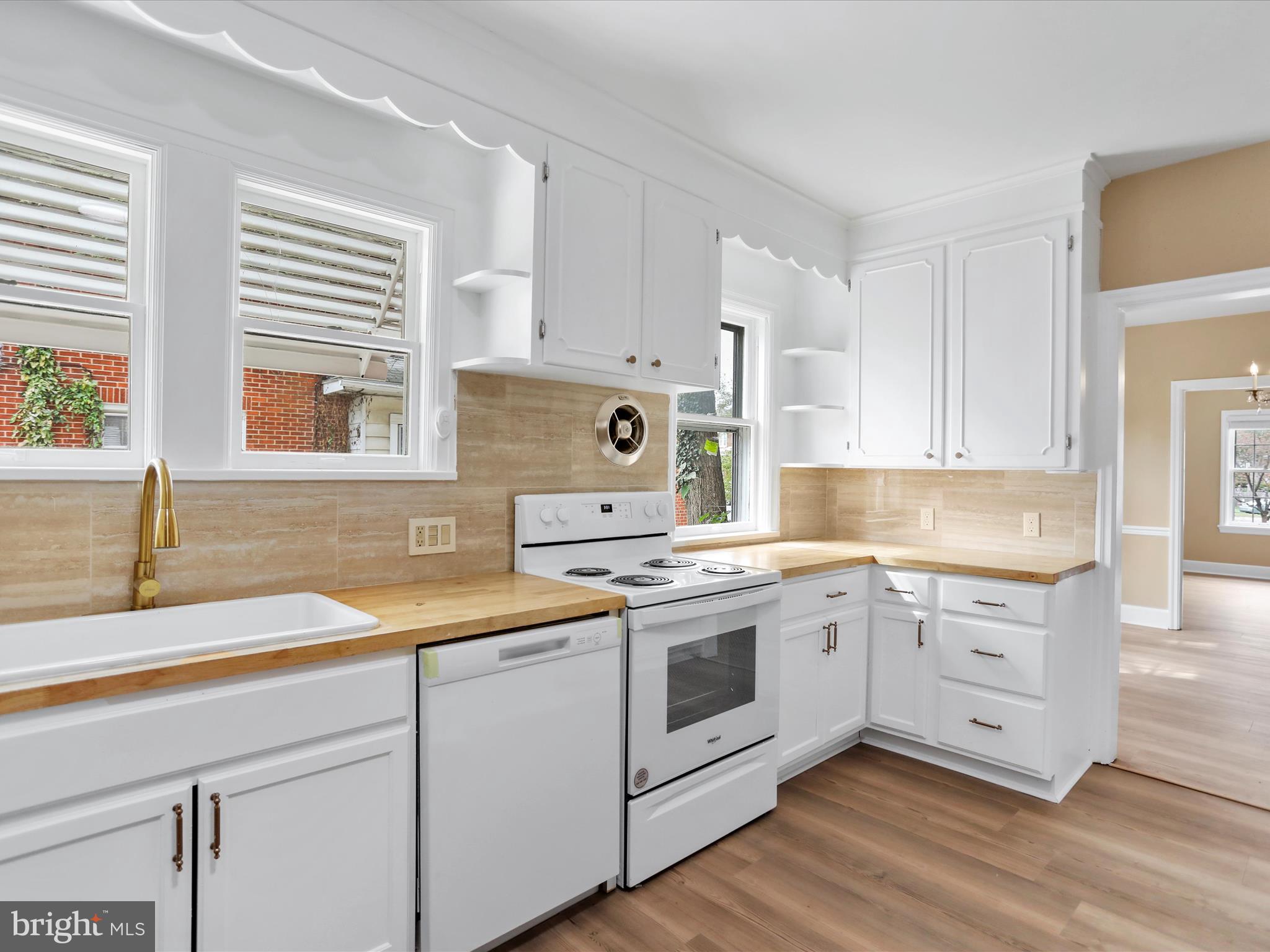 NORTH END - Residential