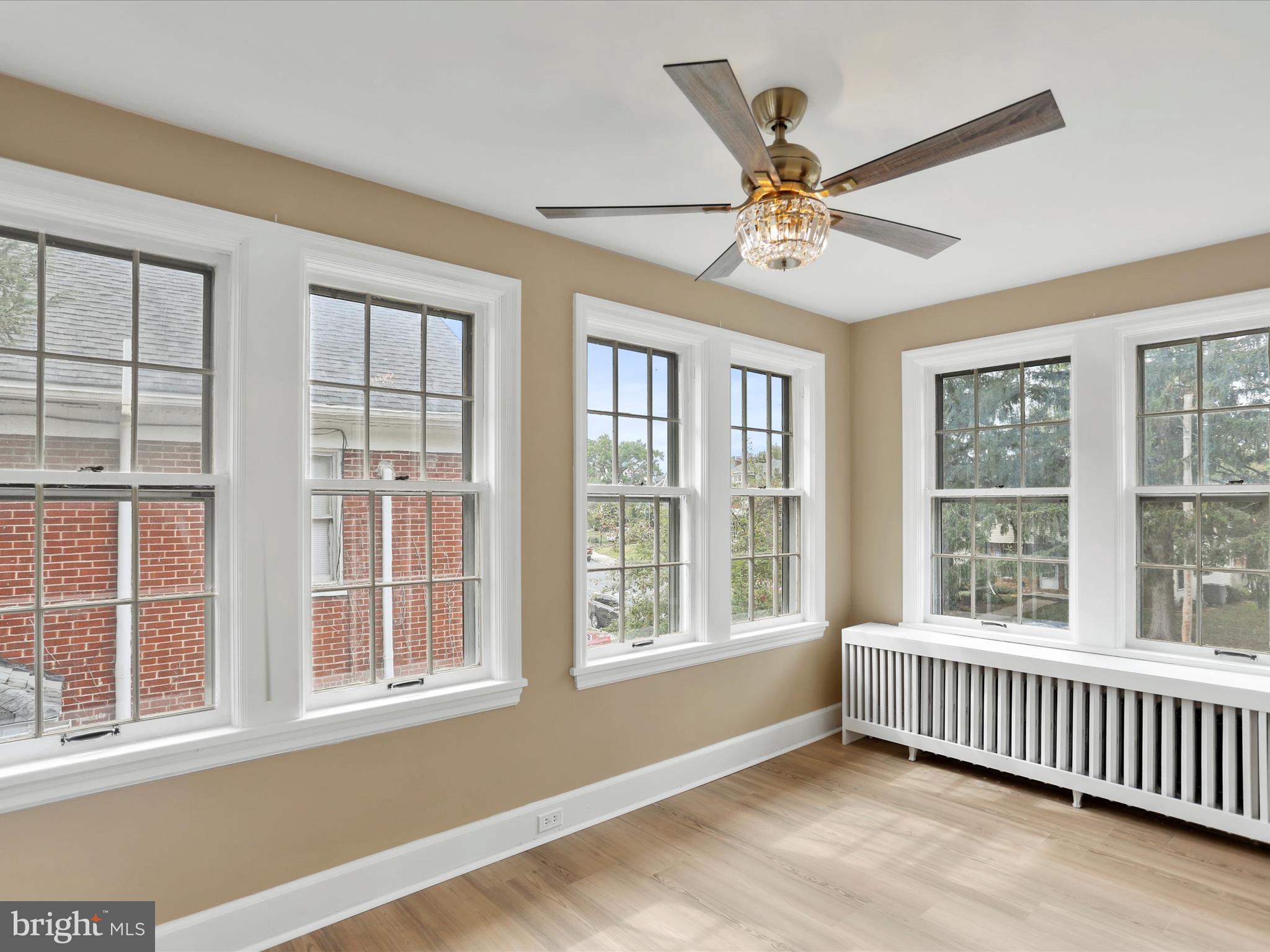 NORTH END - Residential