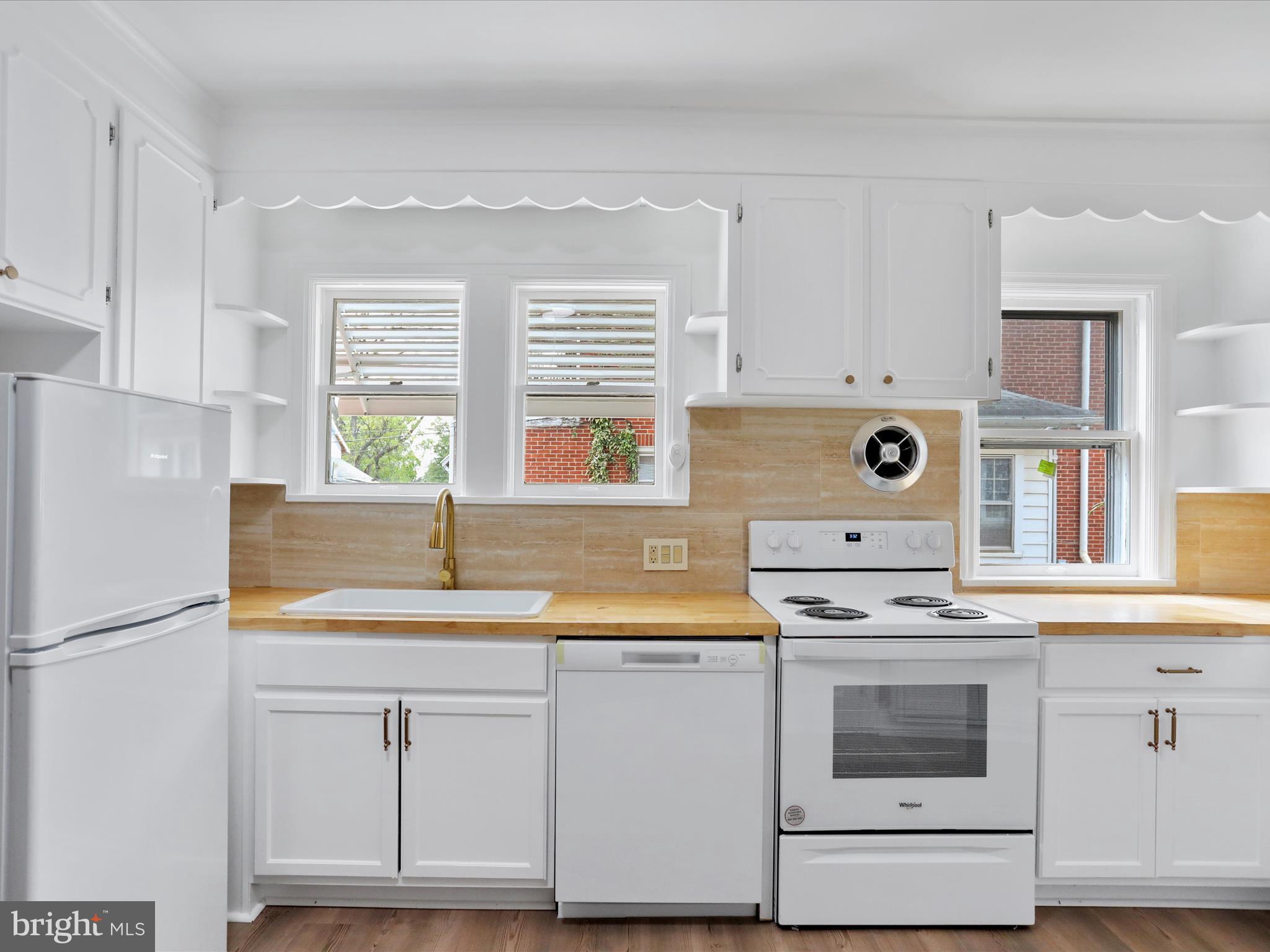 NORTH END - Residential