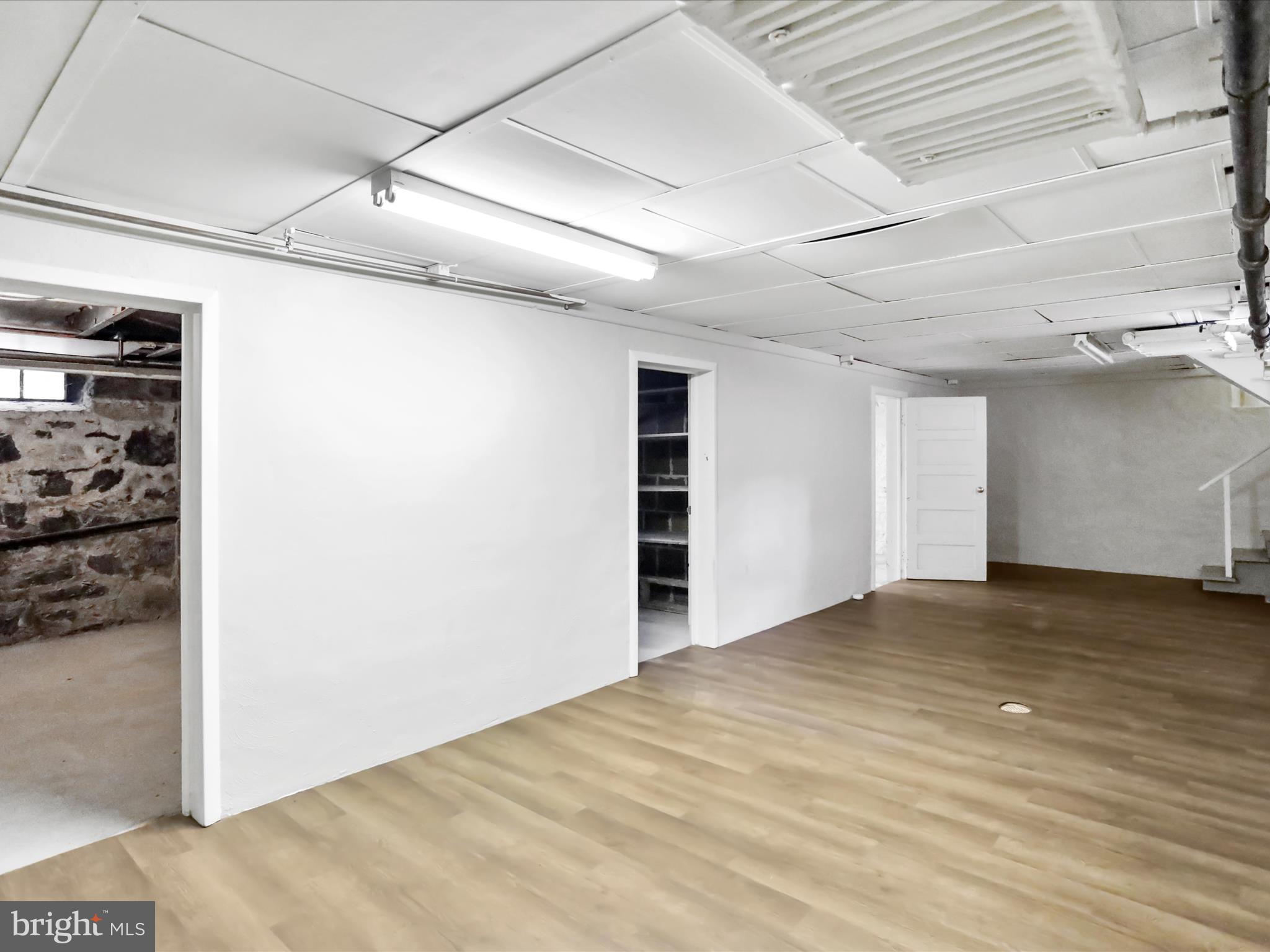 NORTH END - Residential