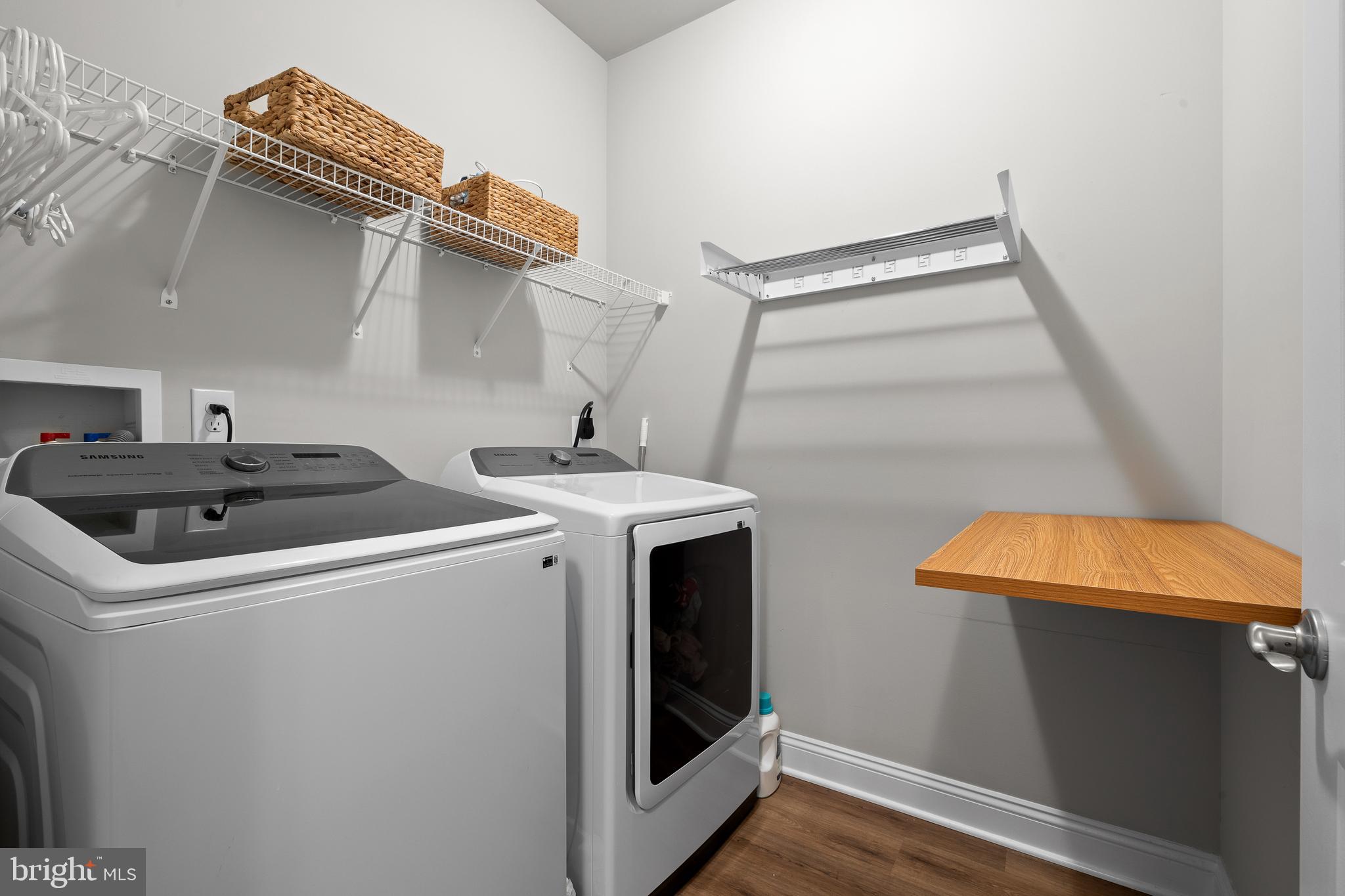 HIGHPOINTE AT SALFORD - Residential