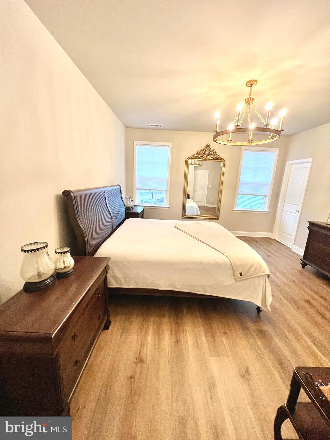 HIGHPOINTE AT SALFORD - Residential