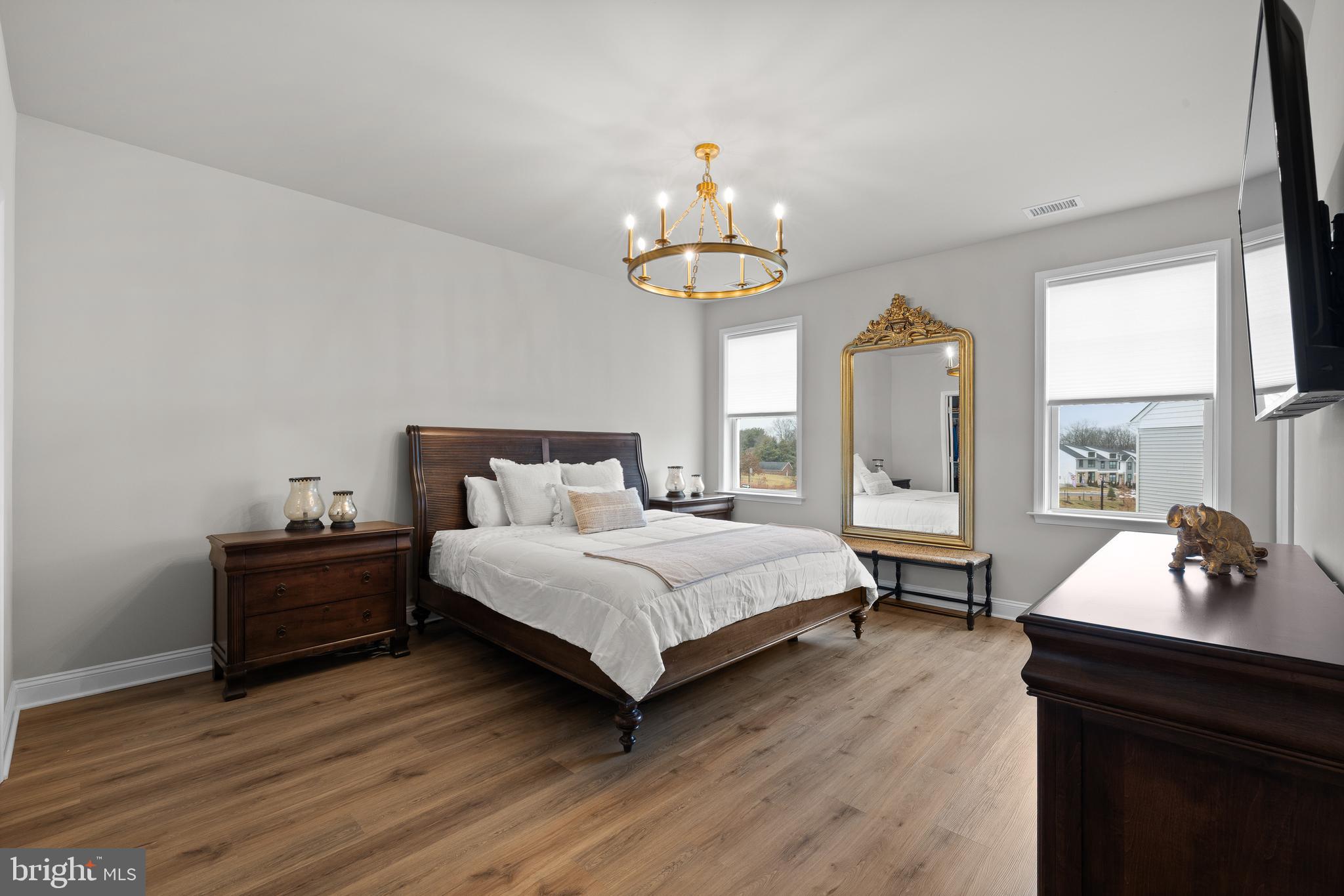 HIGHPOINTE AT SALFORD - Residential