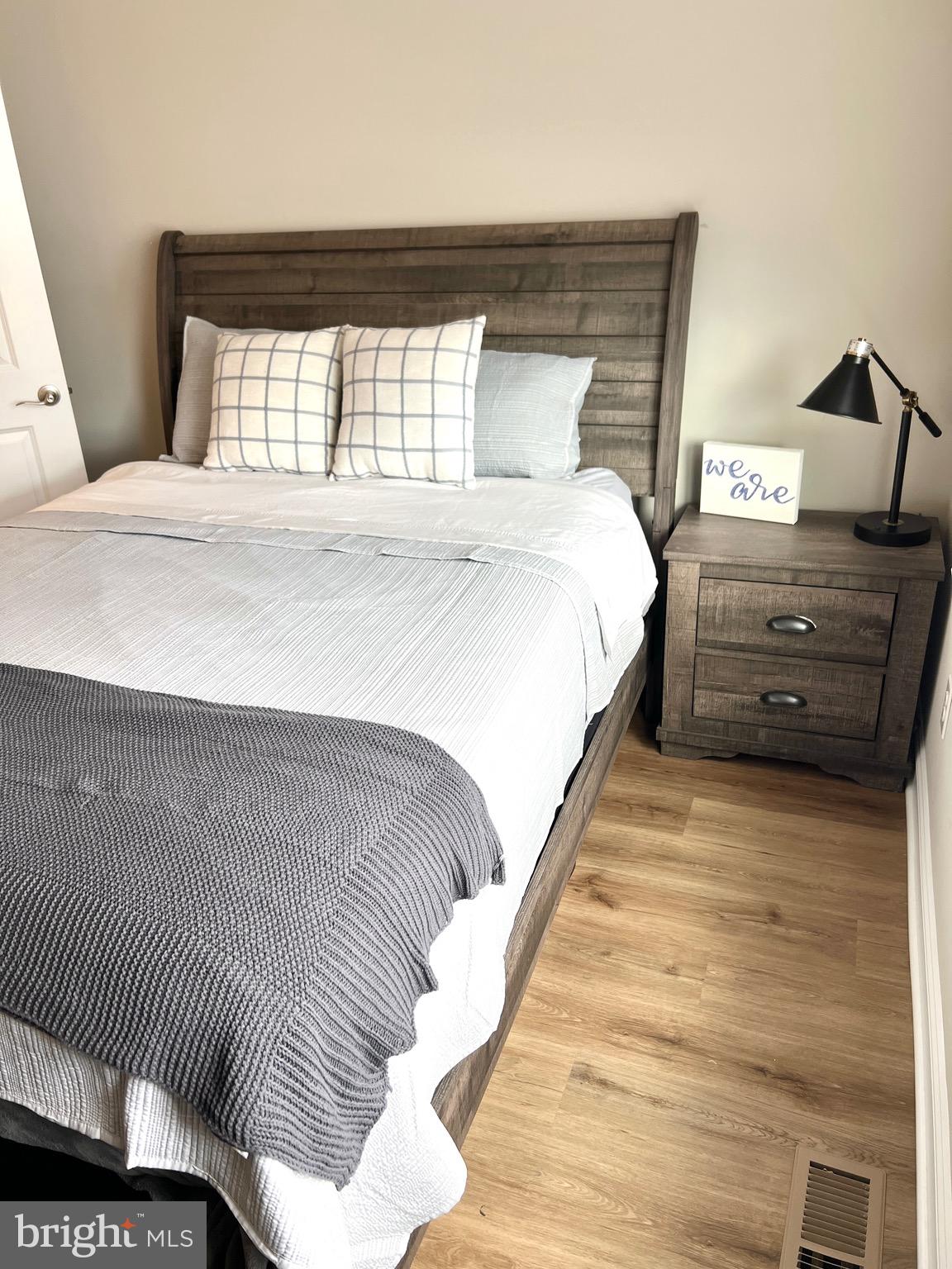 HIGHPOINTE AT SALFORD - Residential