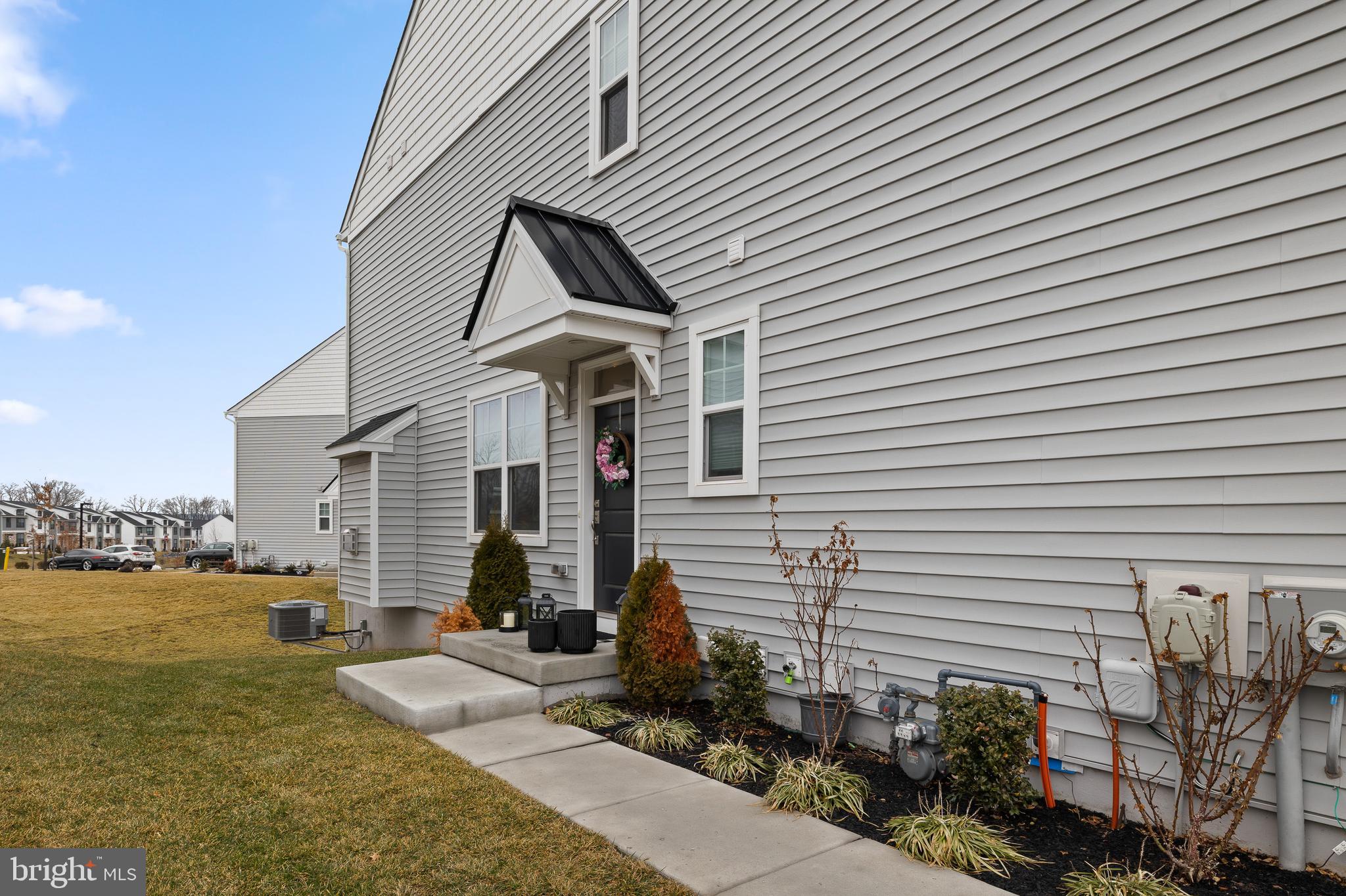 HIGHPOINTE AT SALFORD - Residential