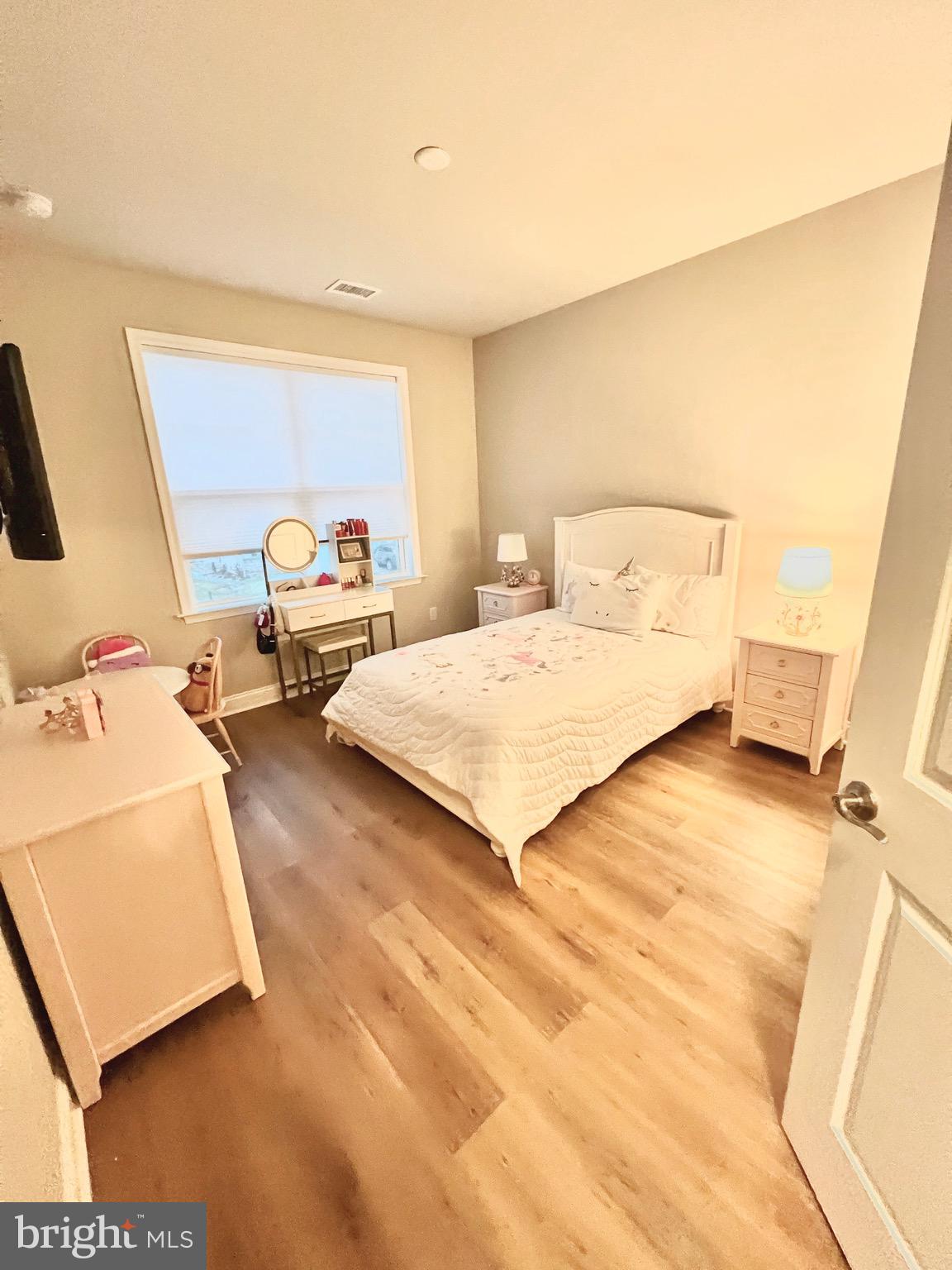 HIGHPOINTE AT SALFORD - Residential