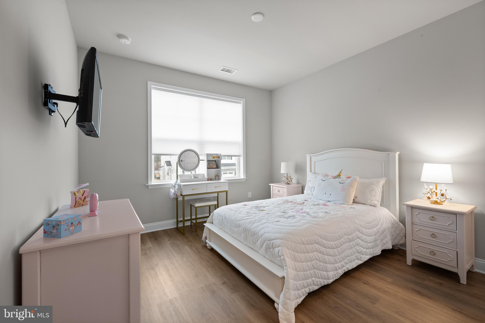 HIGHPOINTE AT SALFORD - Residential