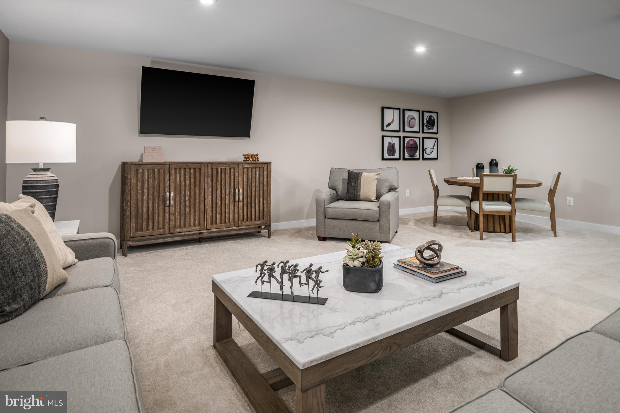 BRENTWOOD - Residential