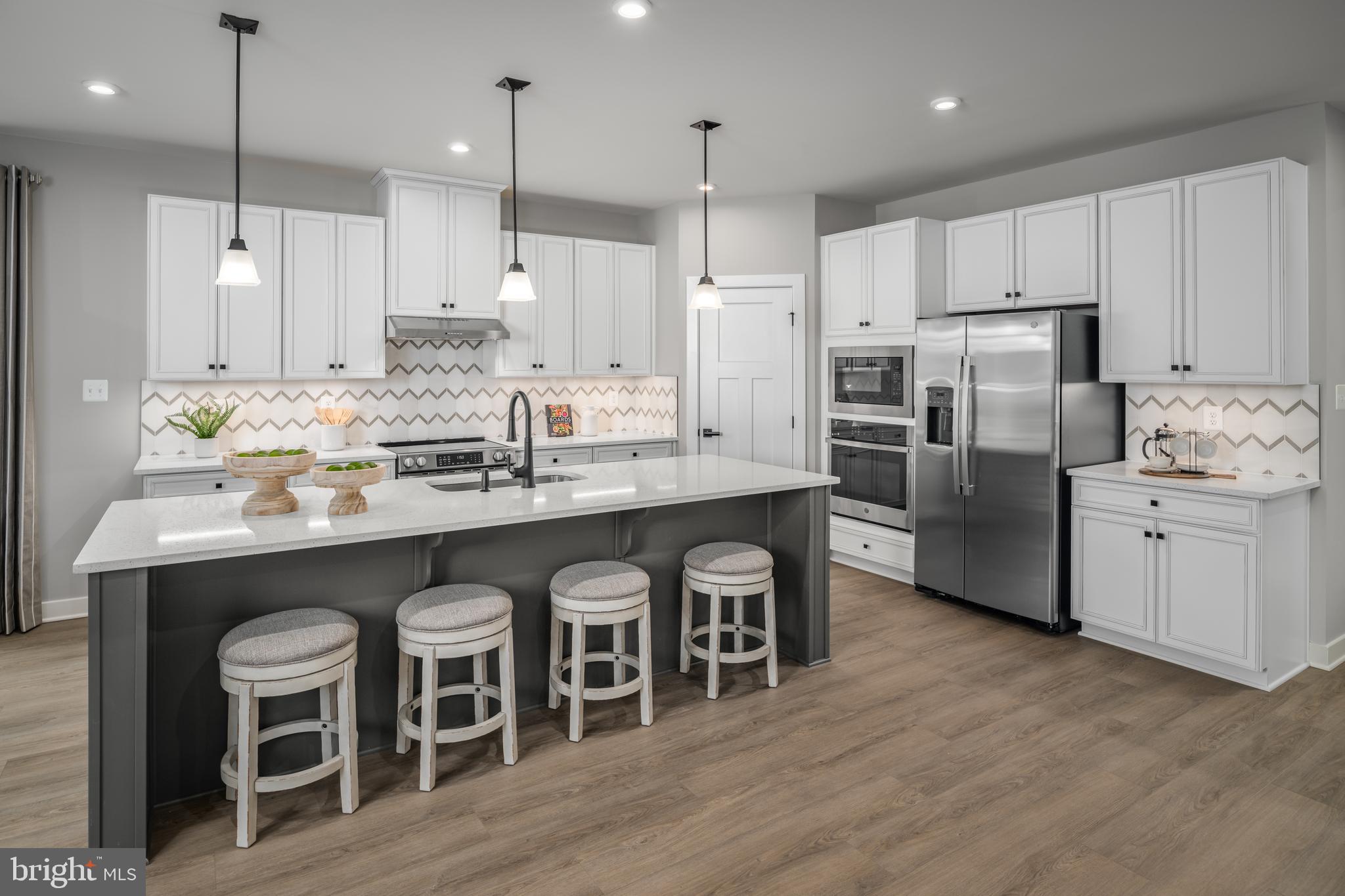 BRENTWOOD - Residential