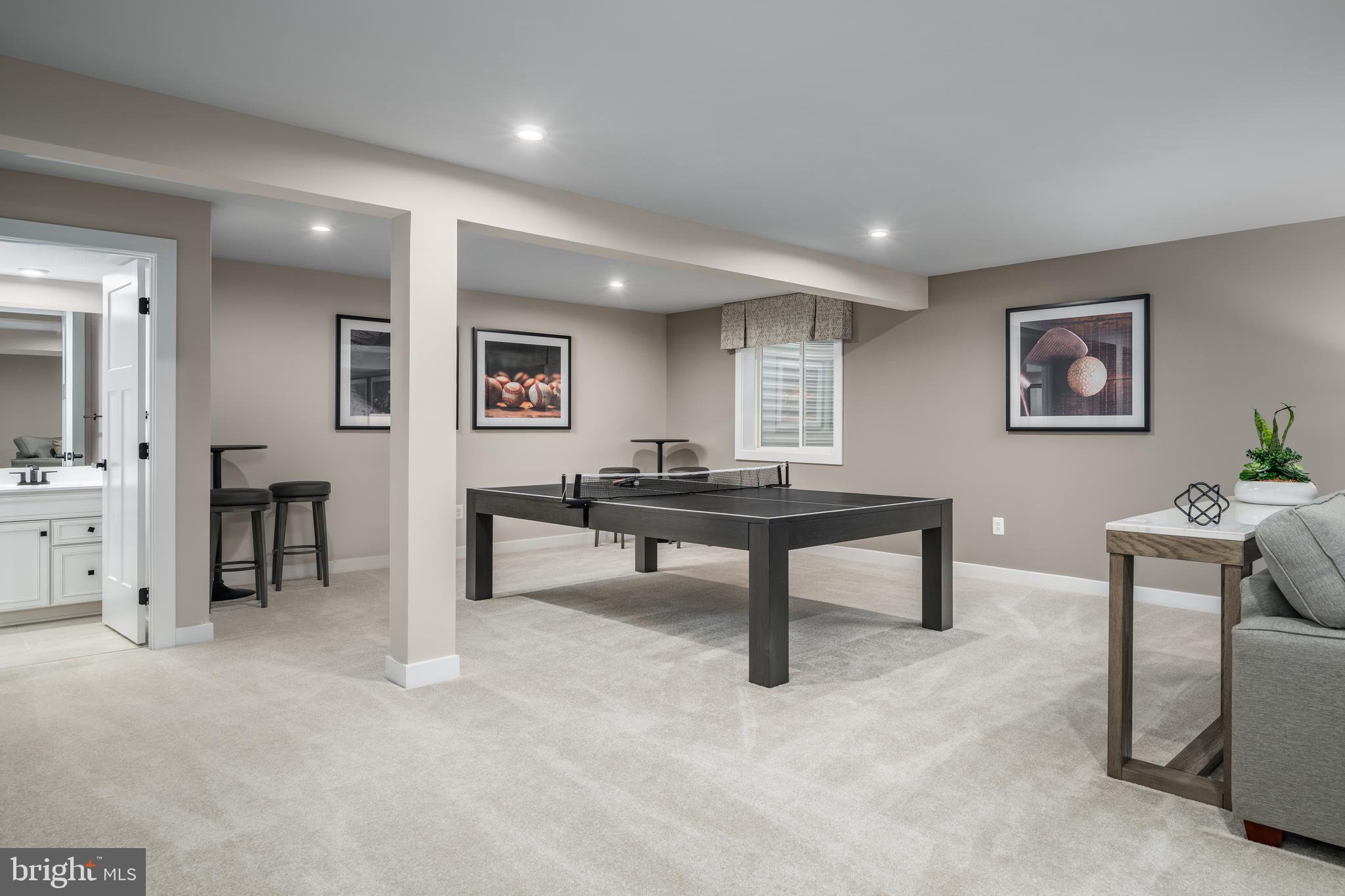 BRENTWOOD - Residential