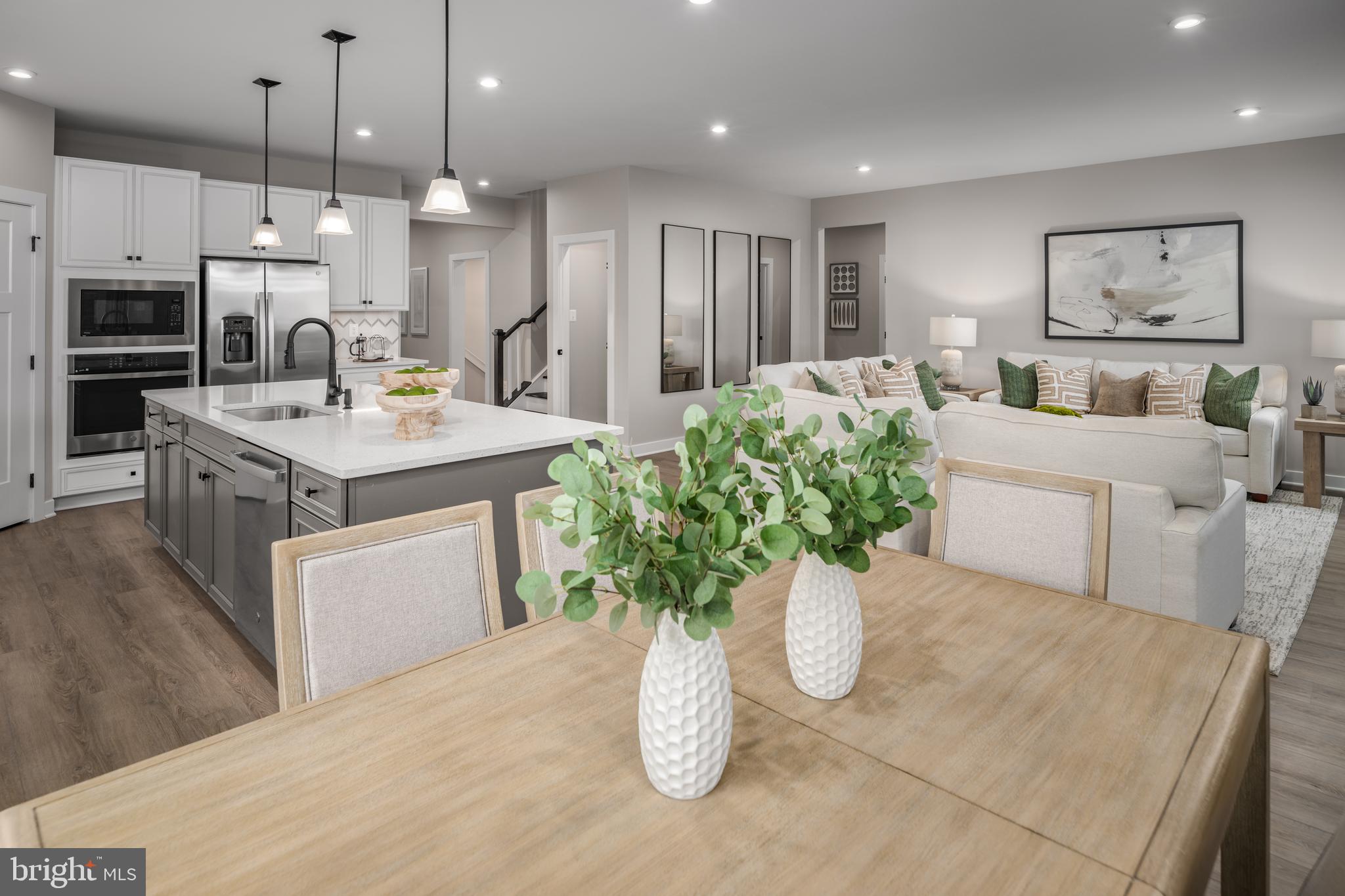 BRENTWOOD - Residential