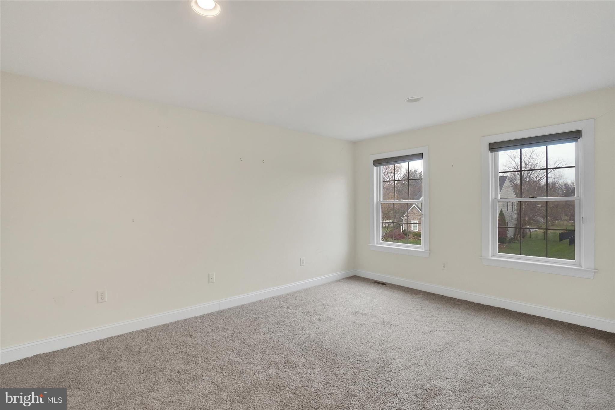 PLEASANTREES - Residential