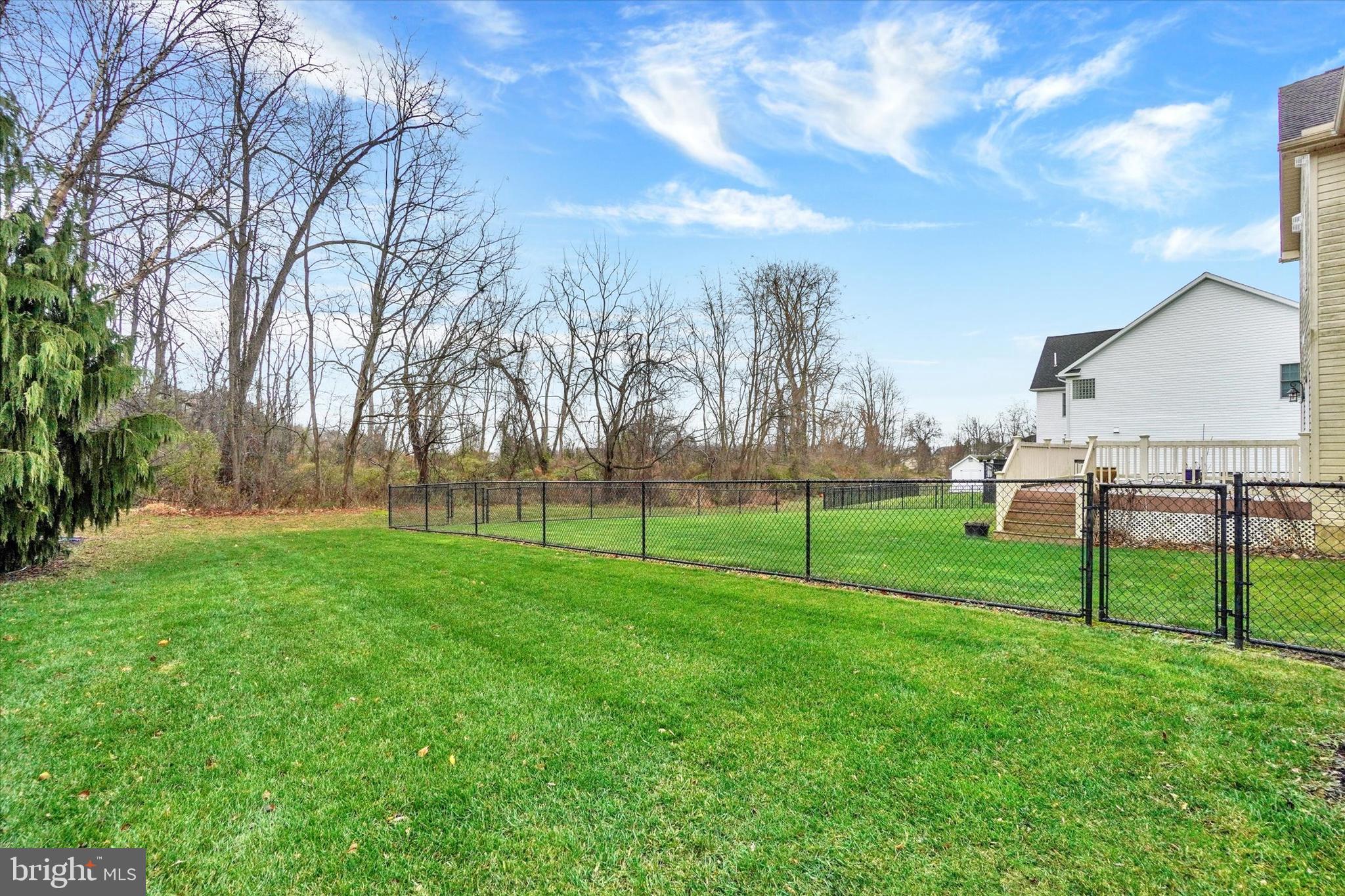 PLEASANTREES - Residential